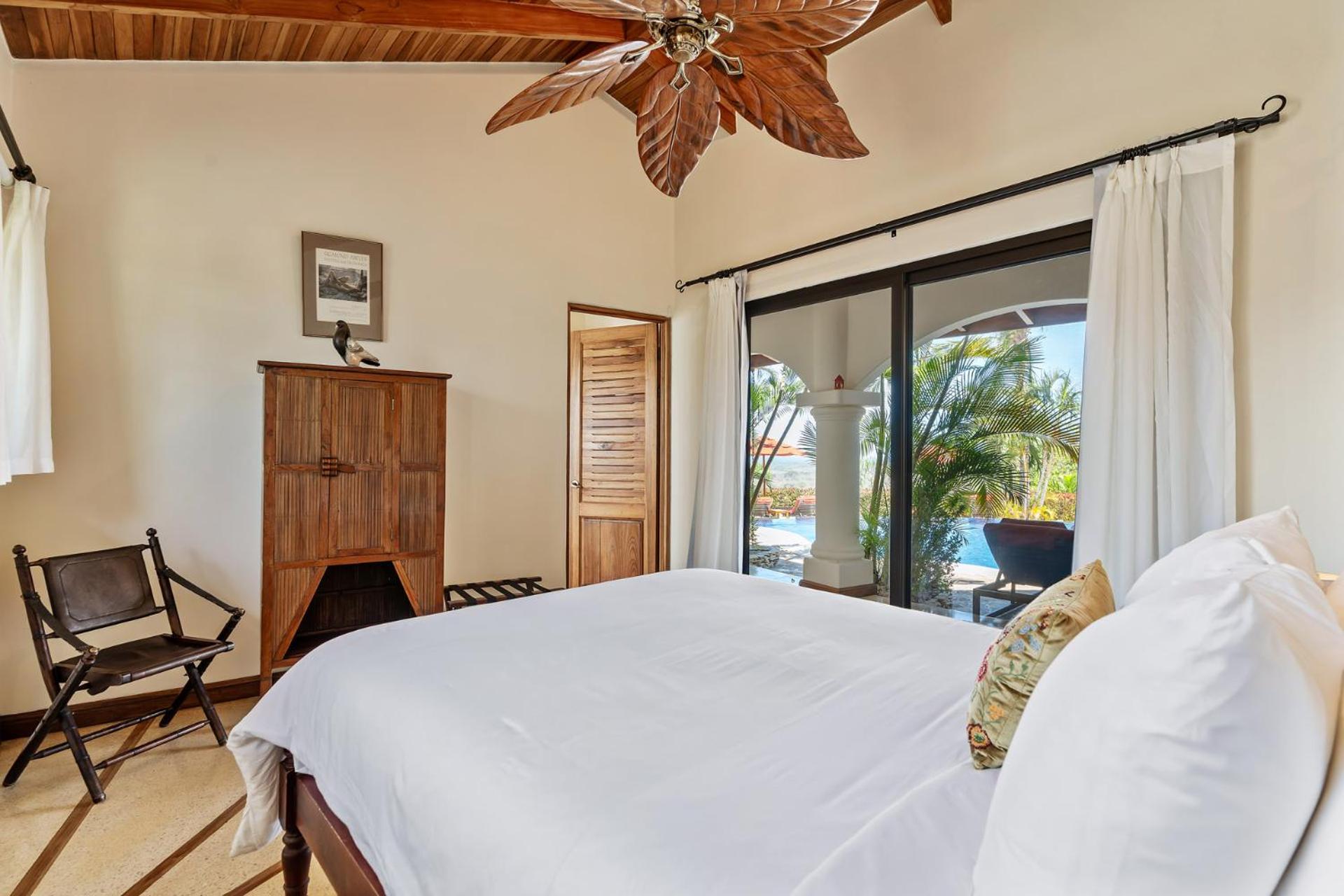Queen Room with Pool View