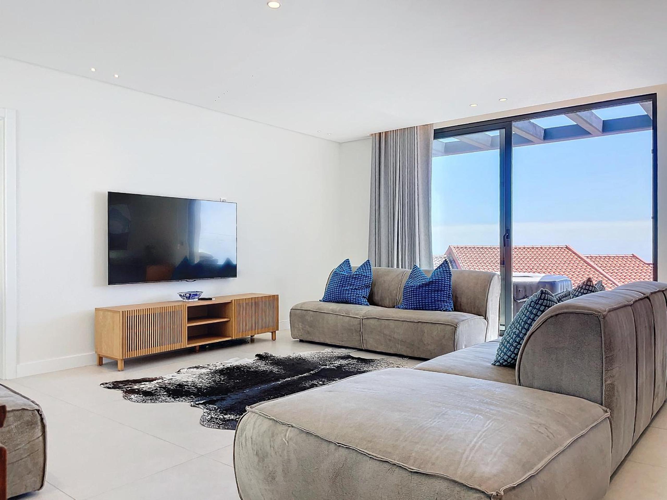Villa with Sea View photo 1