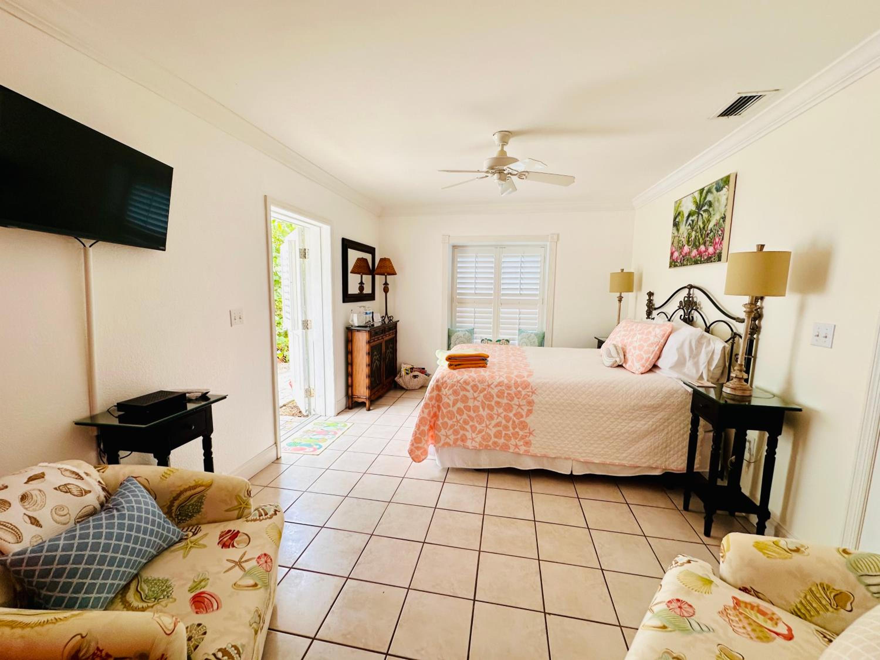 Standard King Room