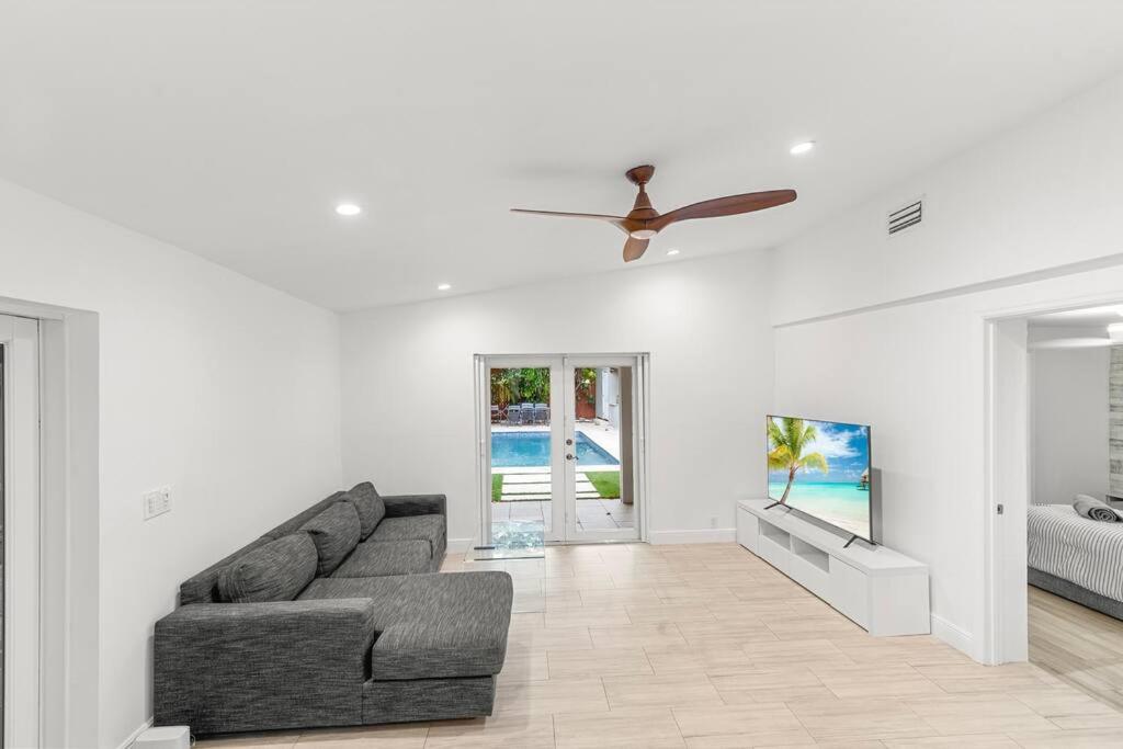 Three-Bedroom Villa photo 1