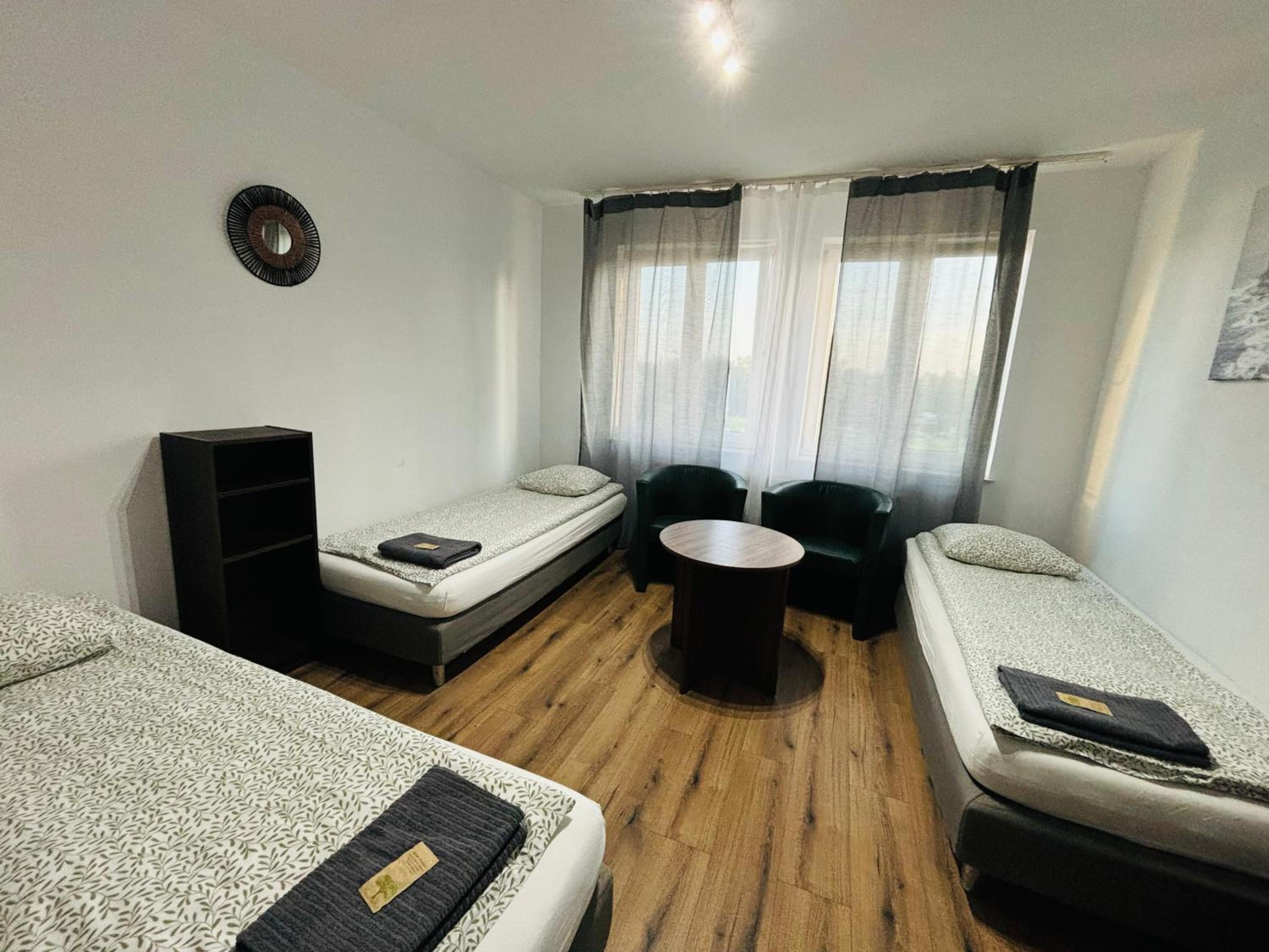 Triple Room with Private Bathroom - Photo 1