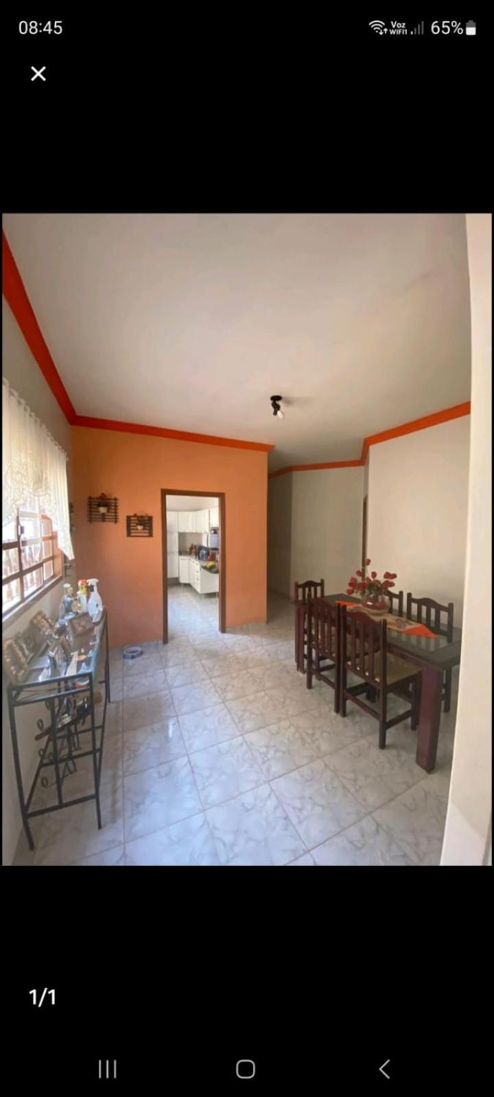 Three-Bedroom House photo 3