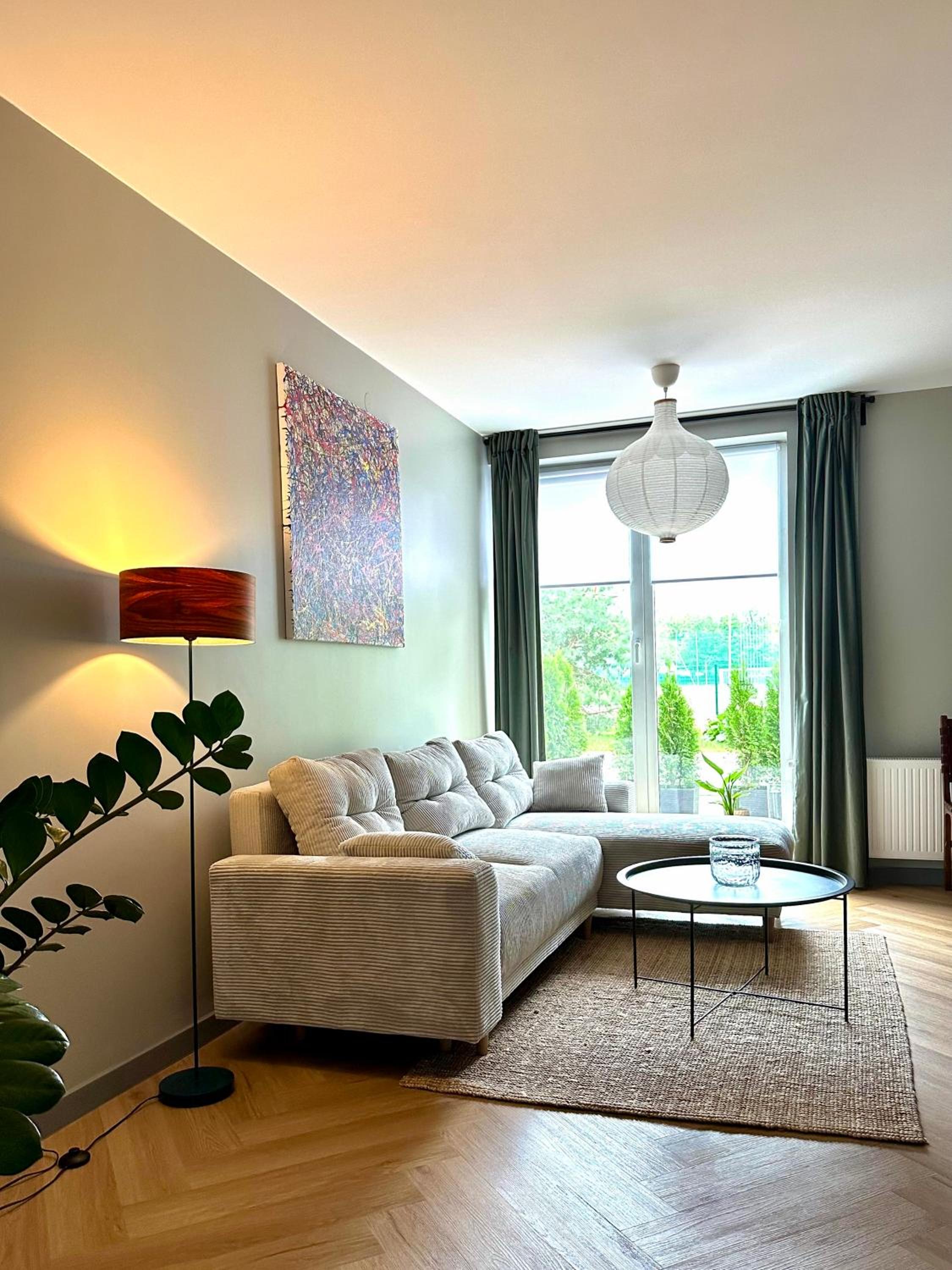 King Studio with Sofa Bed