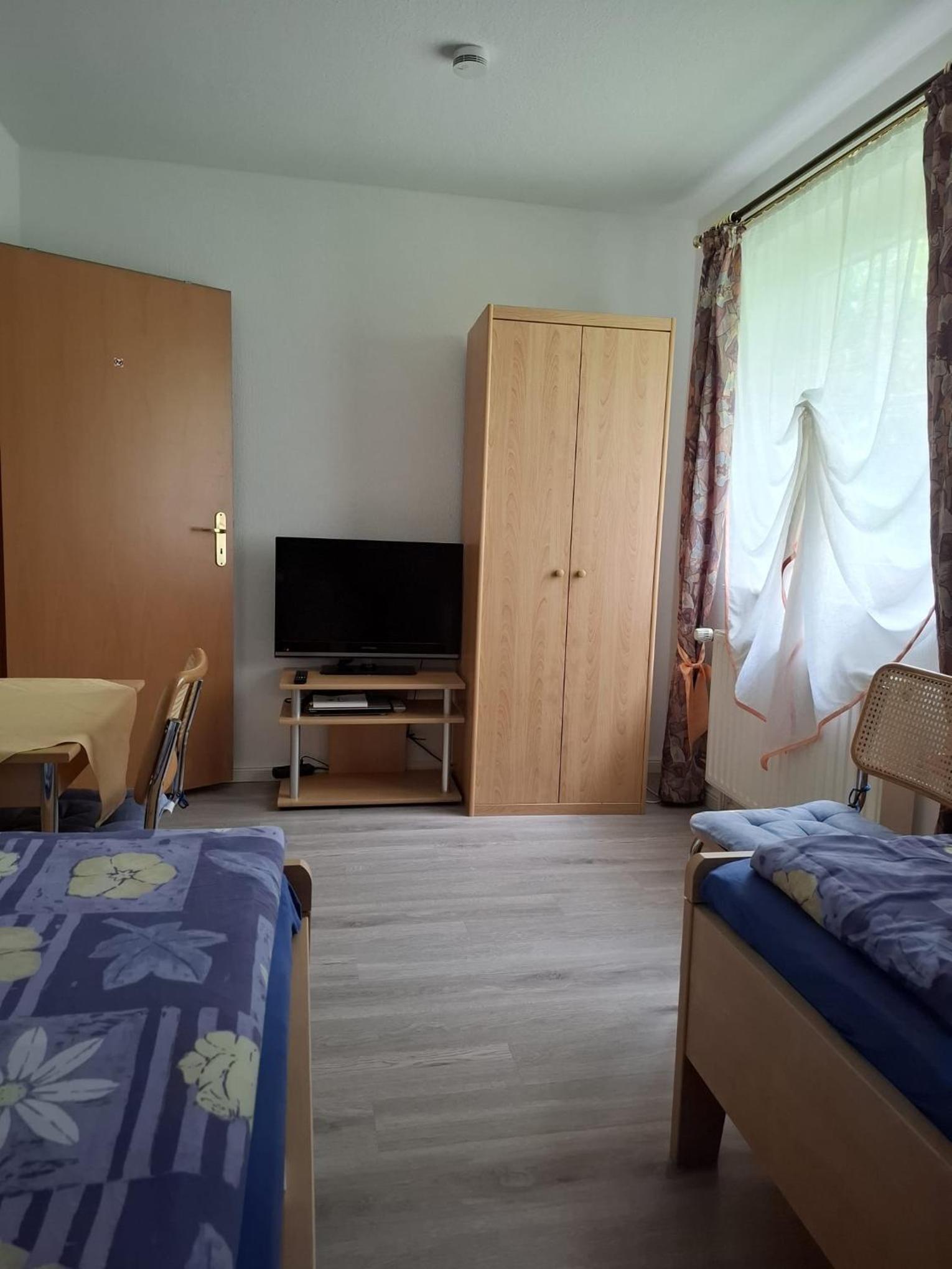 Three-Bedroom Apartment photo 2