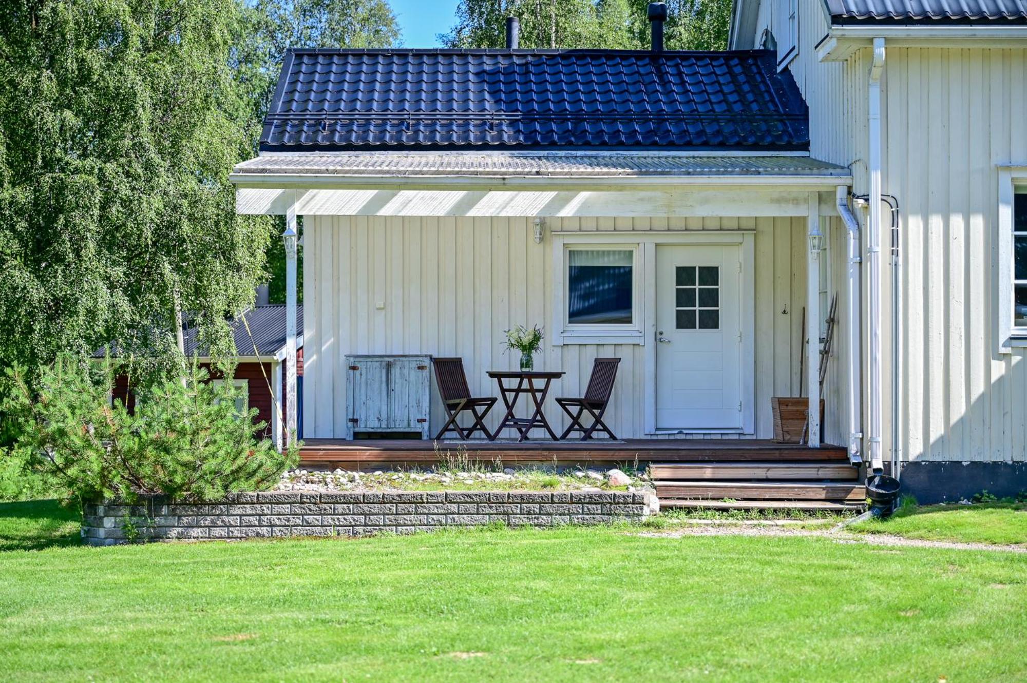 Two-Bedroom Villa - Photo 18