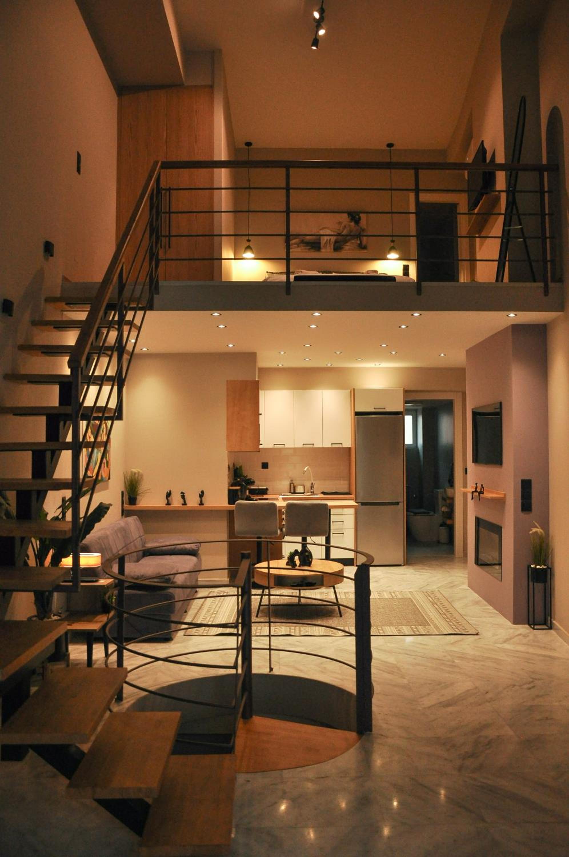 One-Bedroom Apartment photo 2