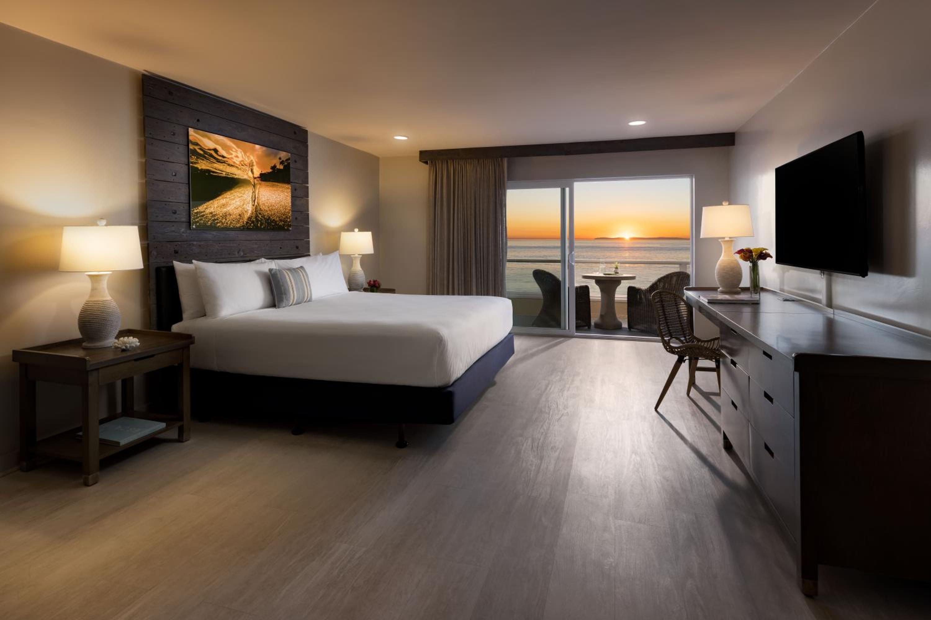 Deluxe Double Room with Sea View - Photo 1