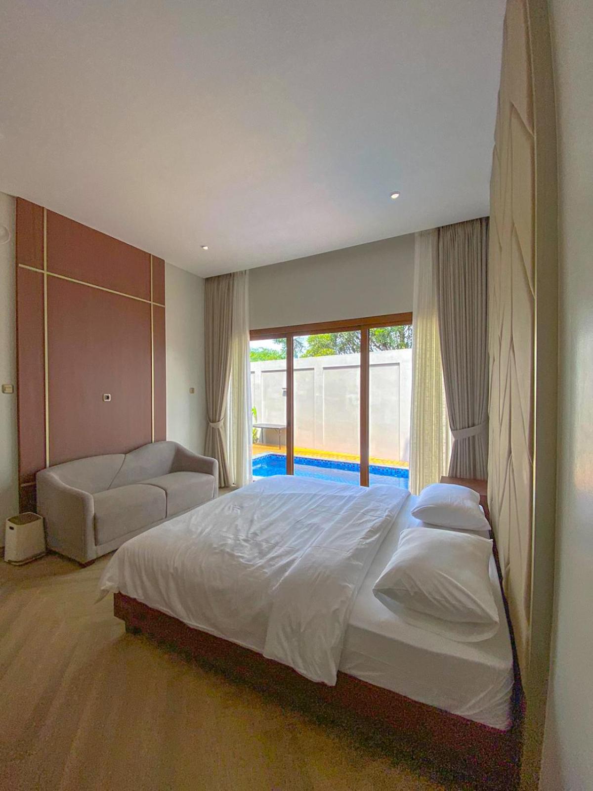 Superior Villa photo 3