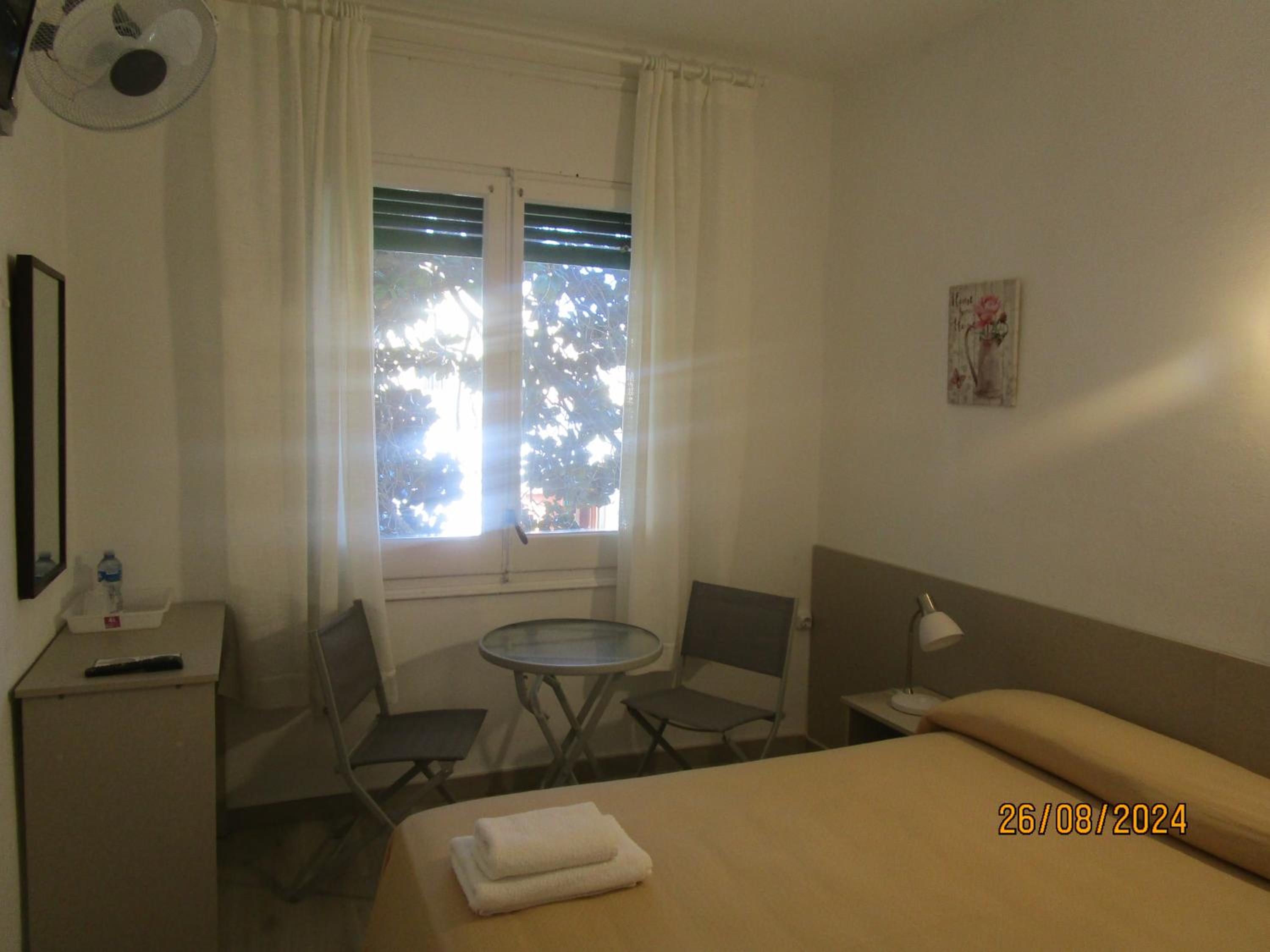 Economy Double or Twin Room photo 2