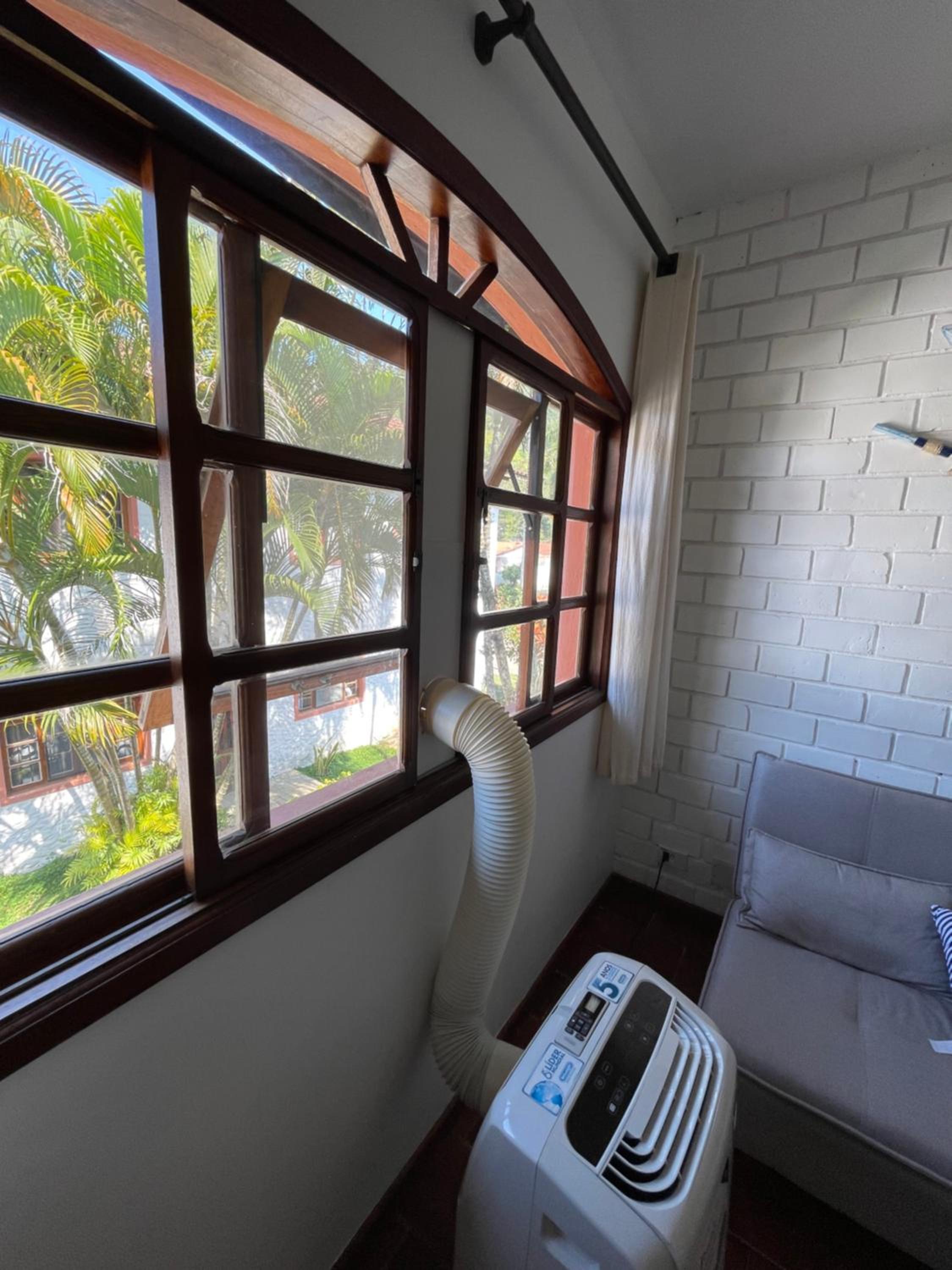 Family Two-Bedroom Apartment with View photo 3