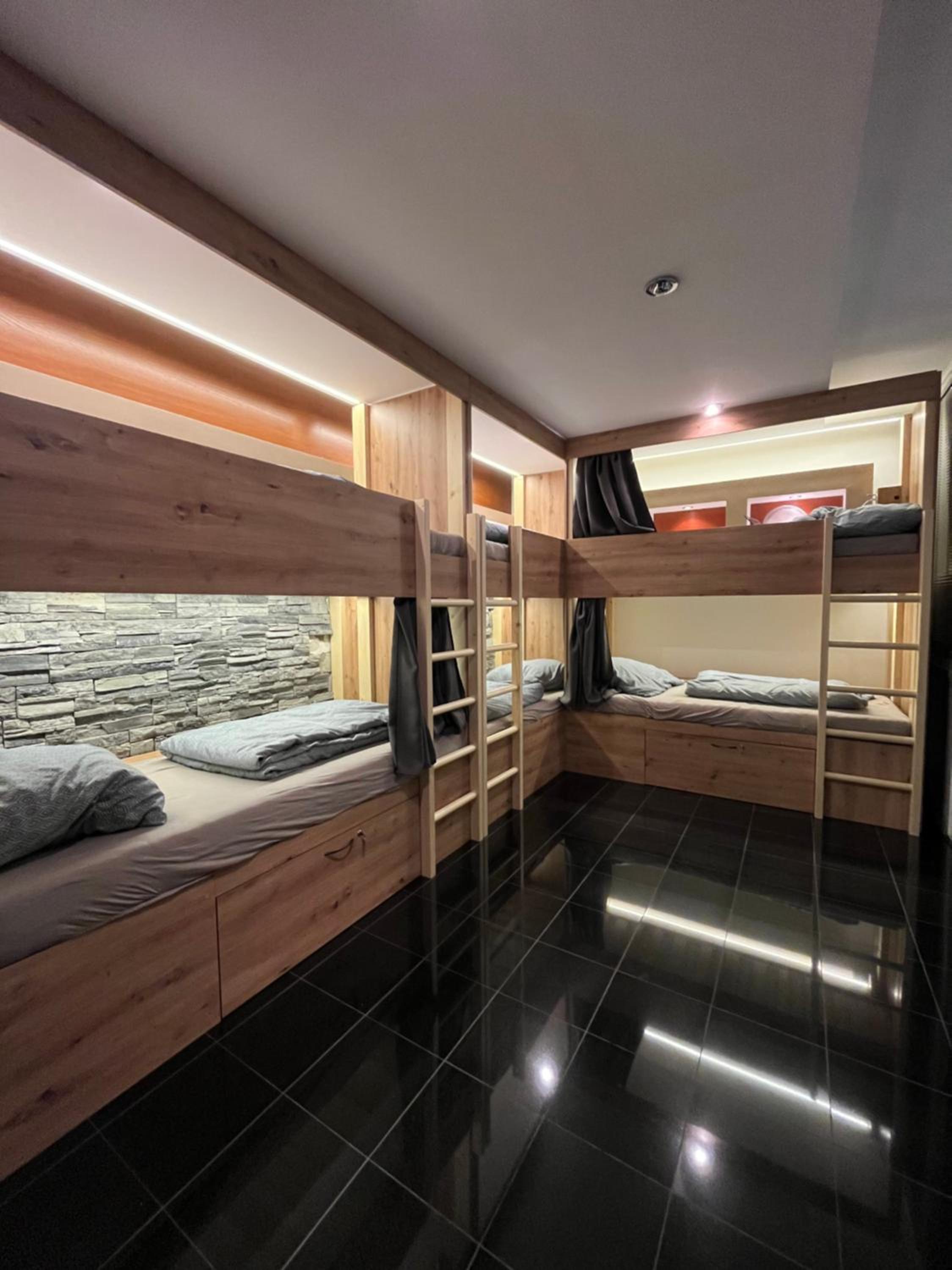 Single Bed in 6-Bed Dormitory Room