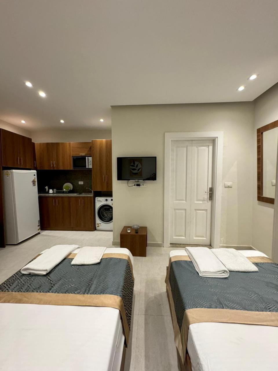 Two-Bedroom Apartment photo 3