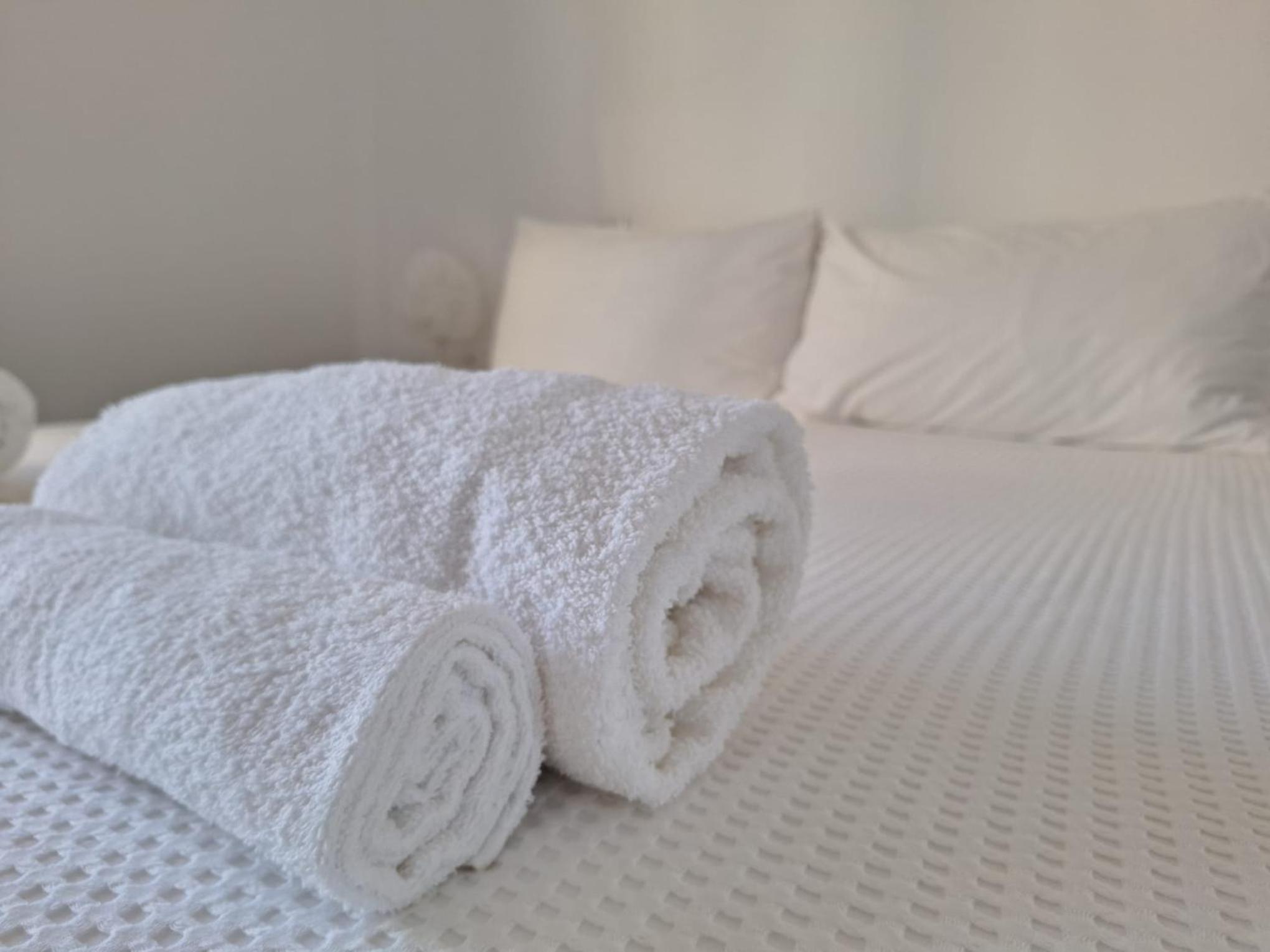 Double or Twin Room with Private Bathroom photo 2
