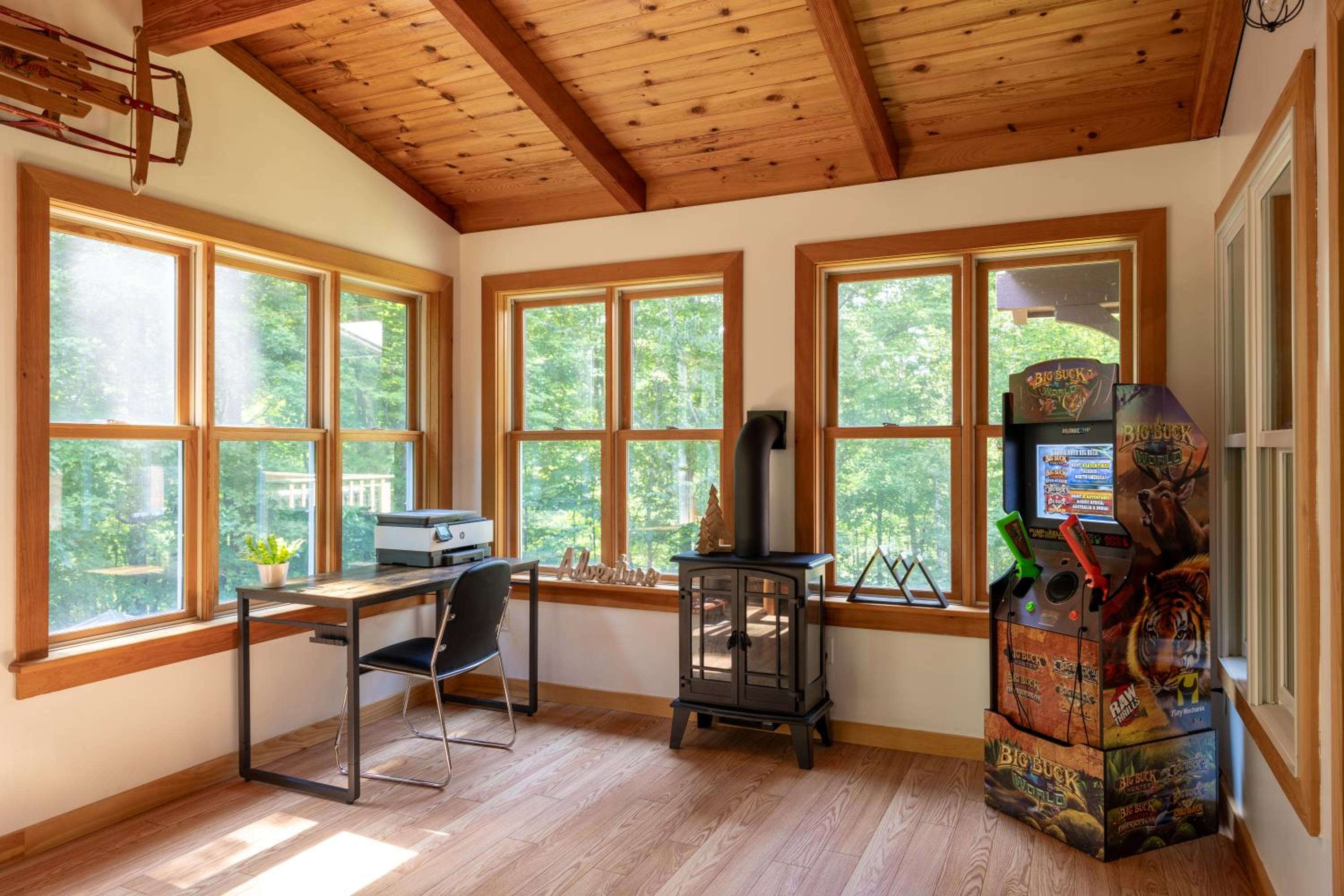 Three-Bedroom Chalet photo 3