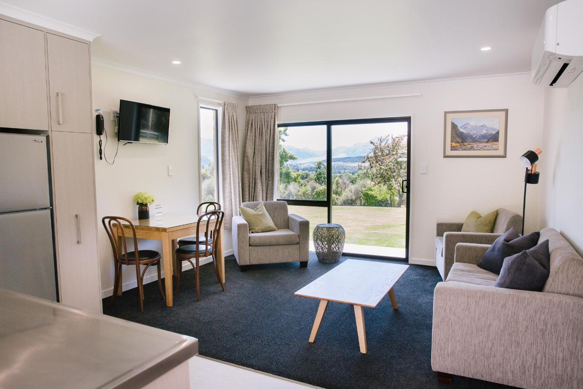 Premium One-Bedroom Motel