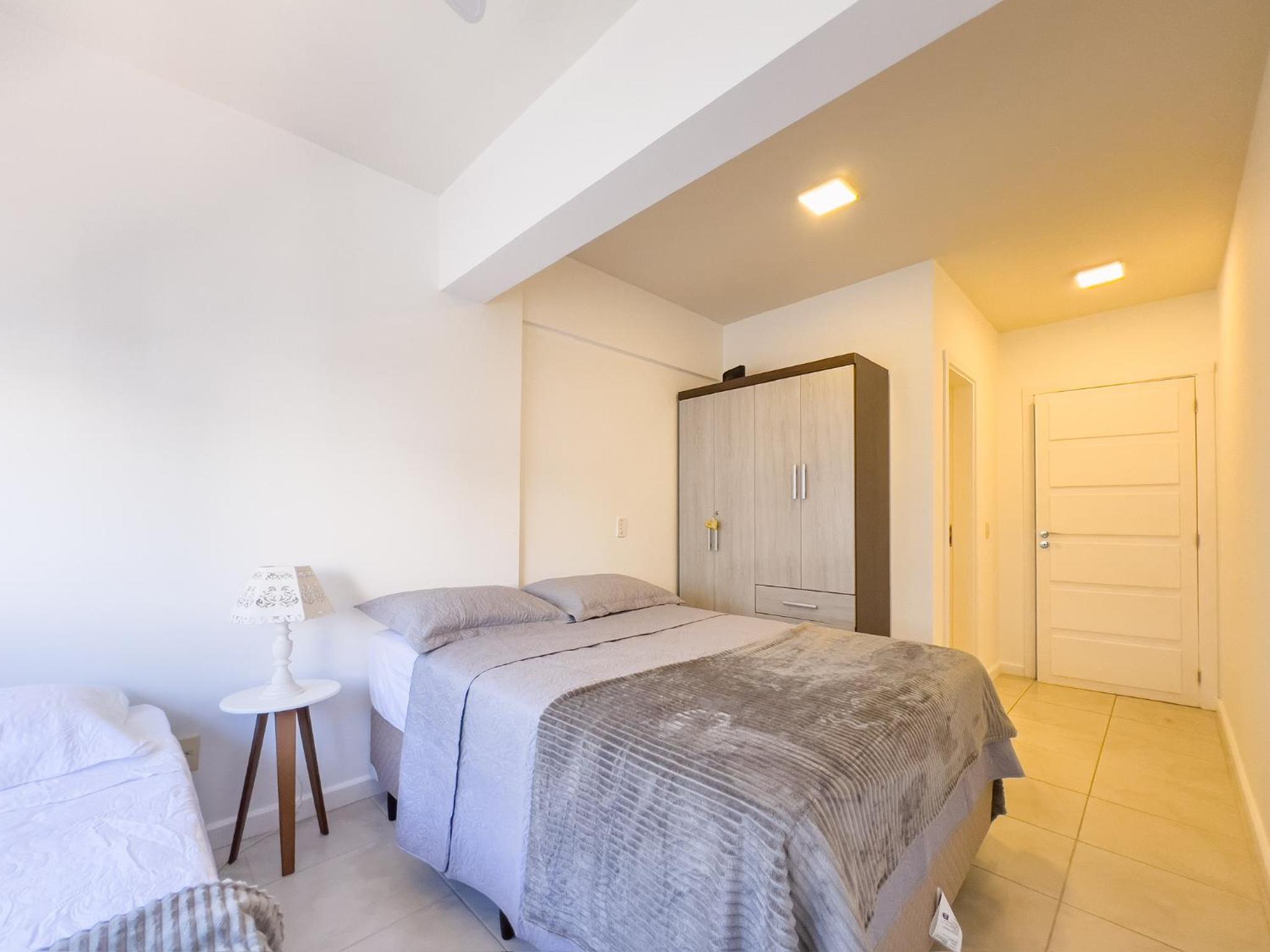 Two-Bedroom Apartment with View photo 2