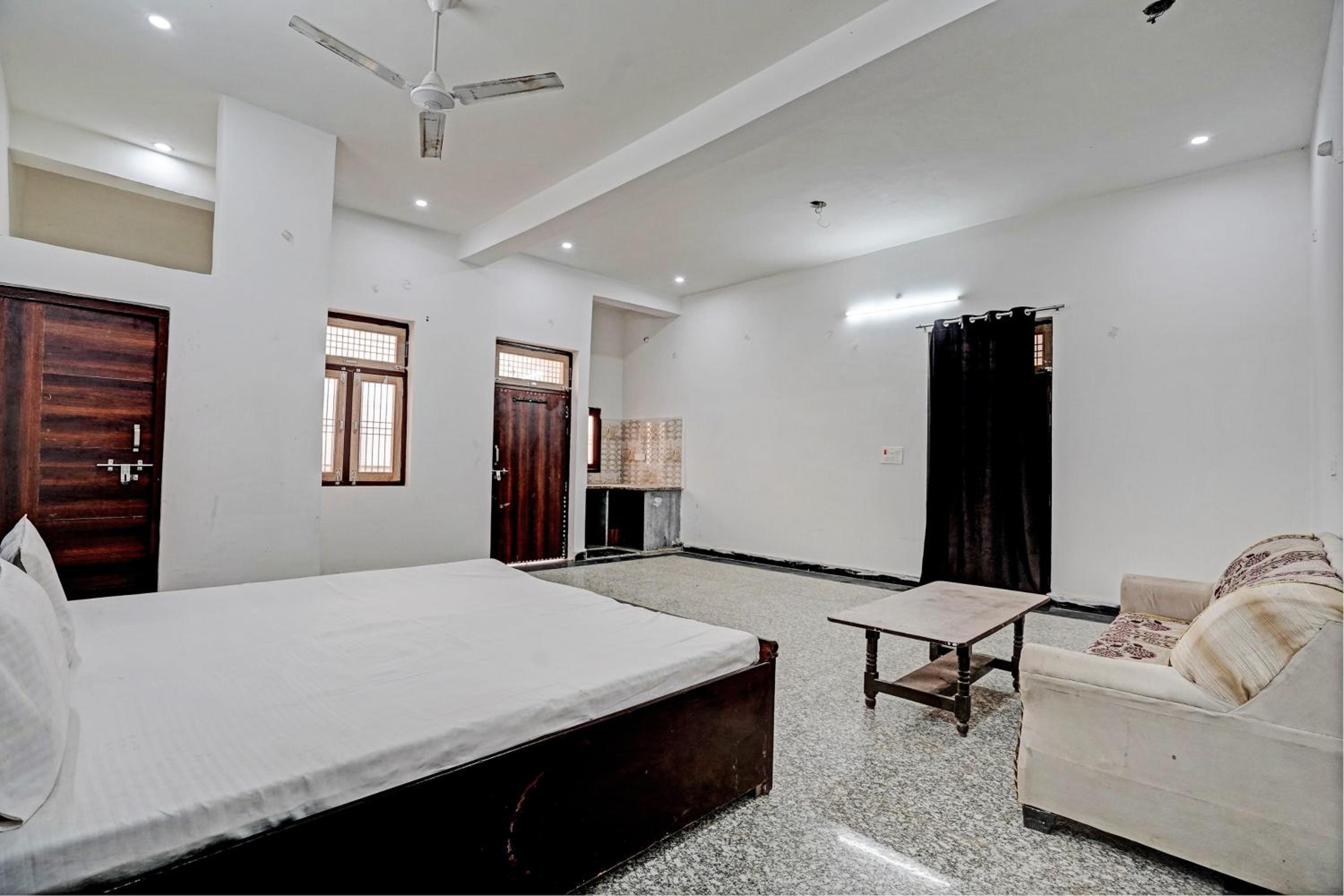 Classic Triple Room