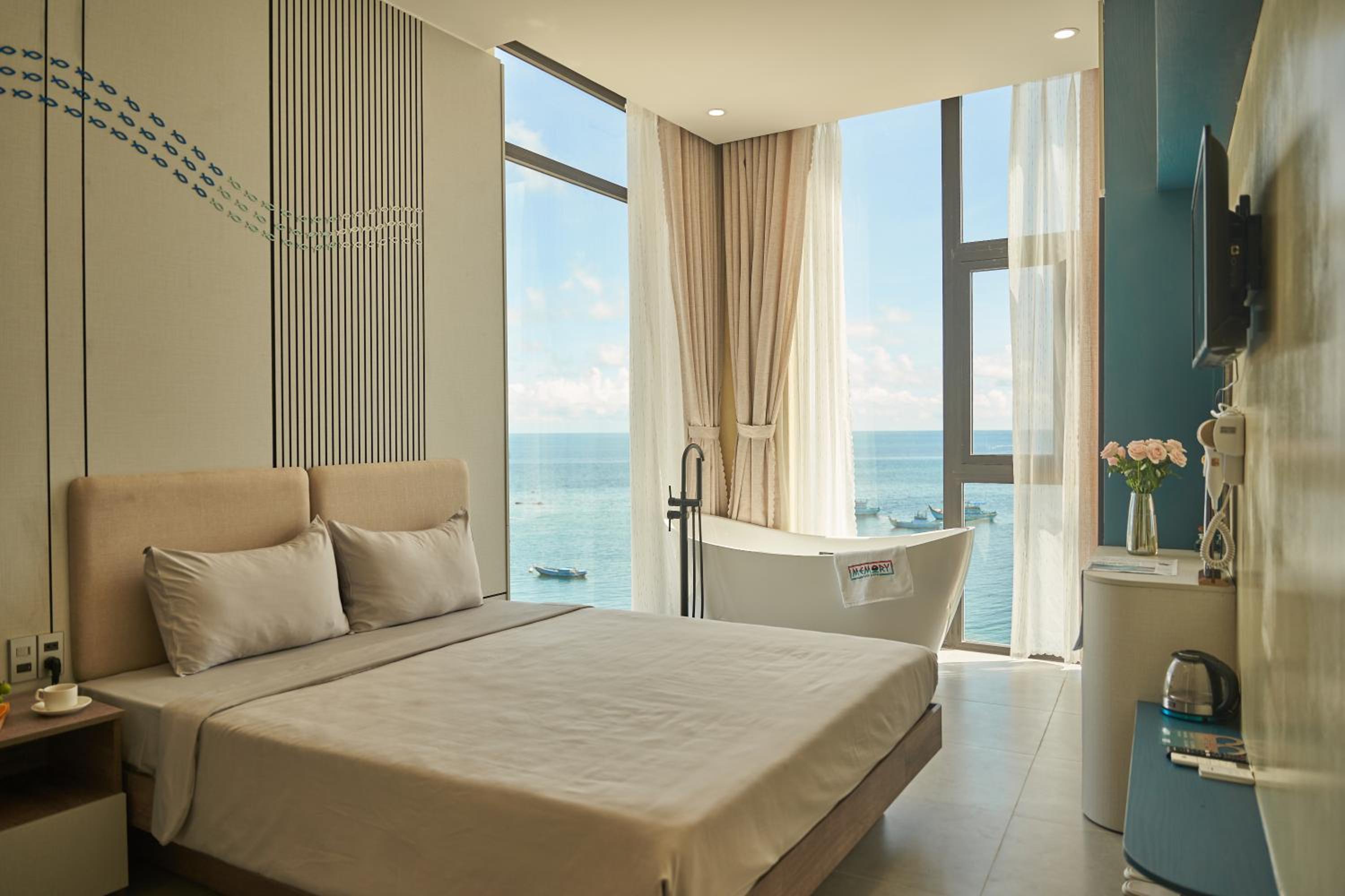 Deluxe Double Room with Bath