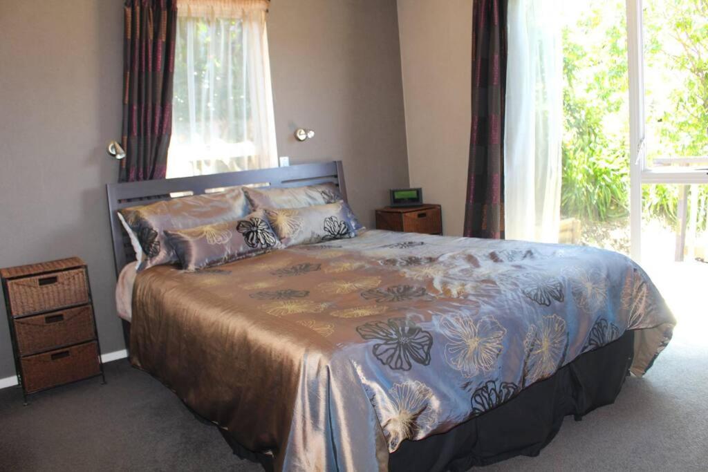 Three-Bedroom House photo 1