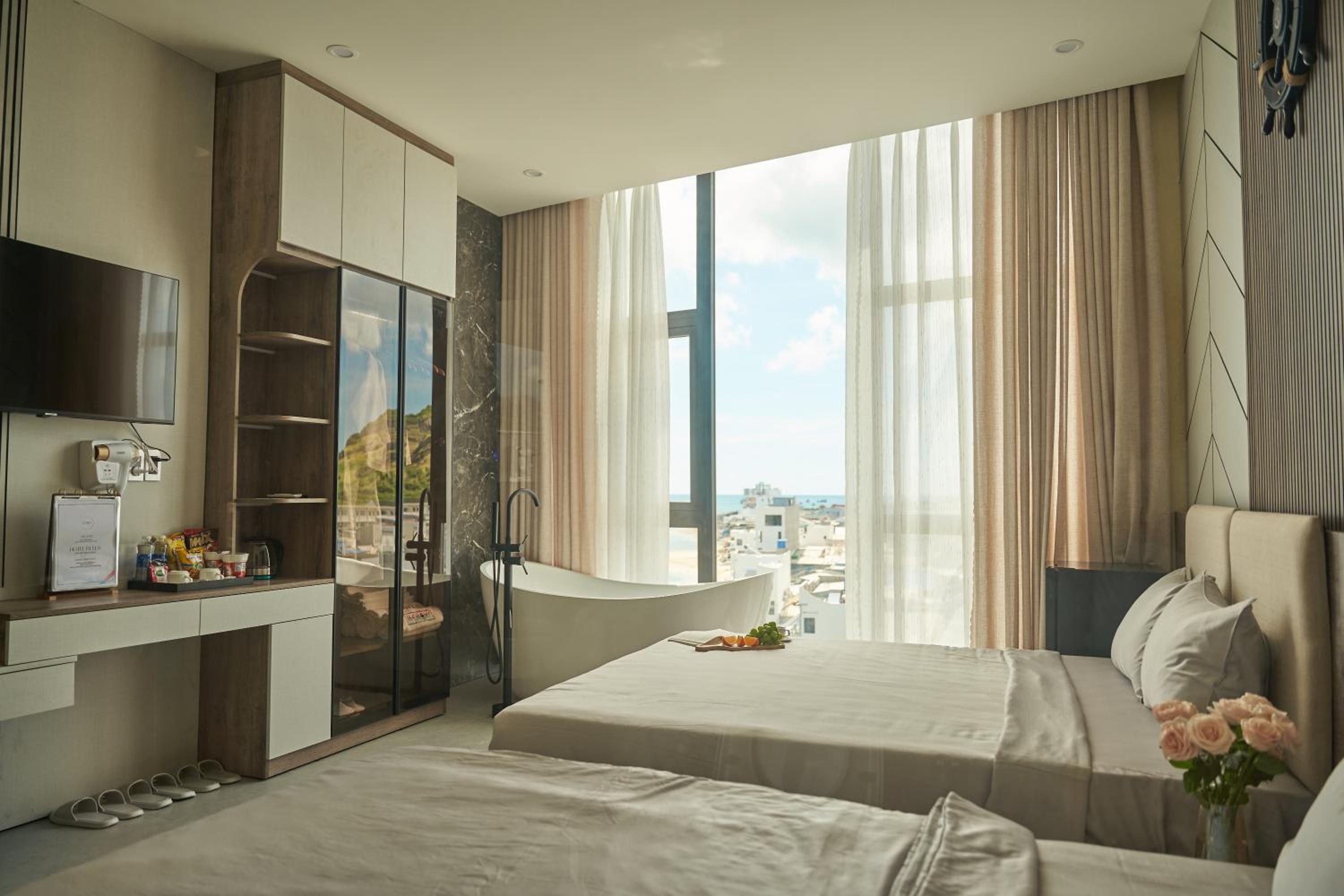 Triple Room with Bath