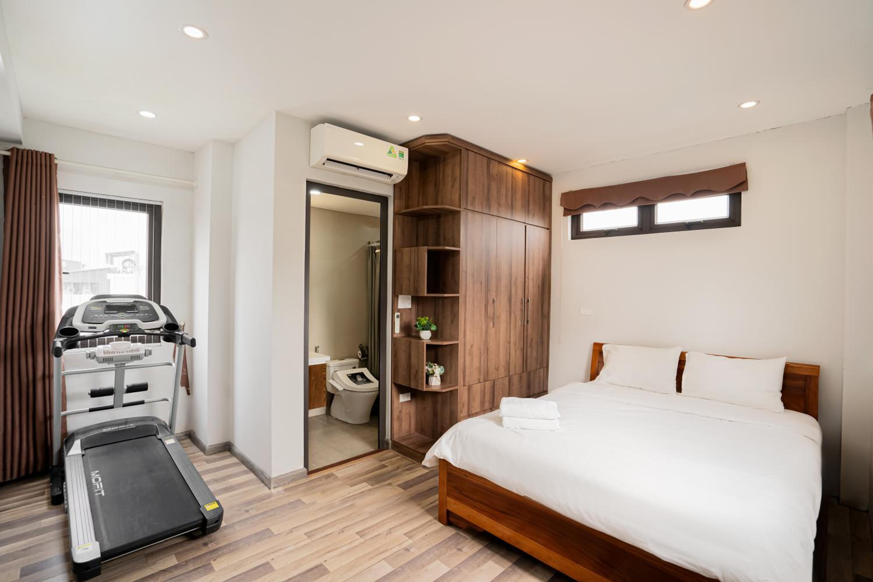 King Room With Balcony