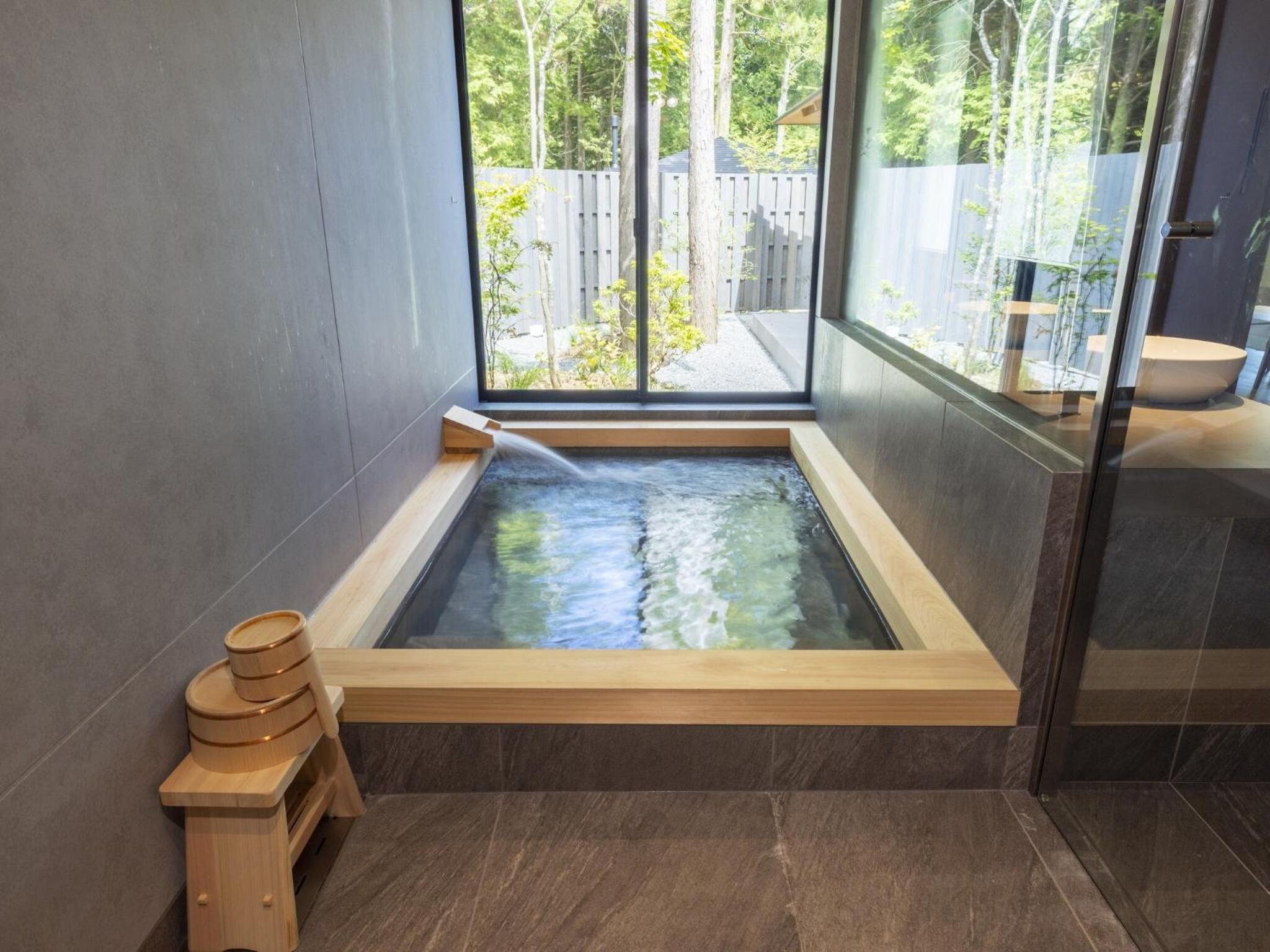 Private hot spring Suite room with courtyard [Ibuki]