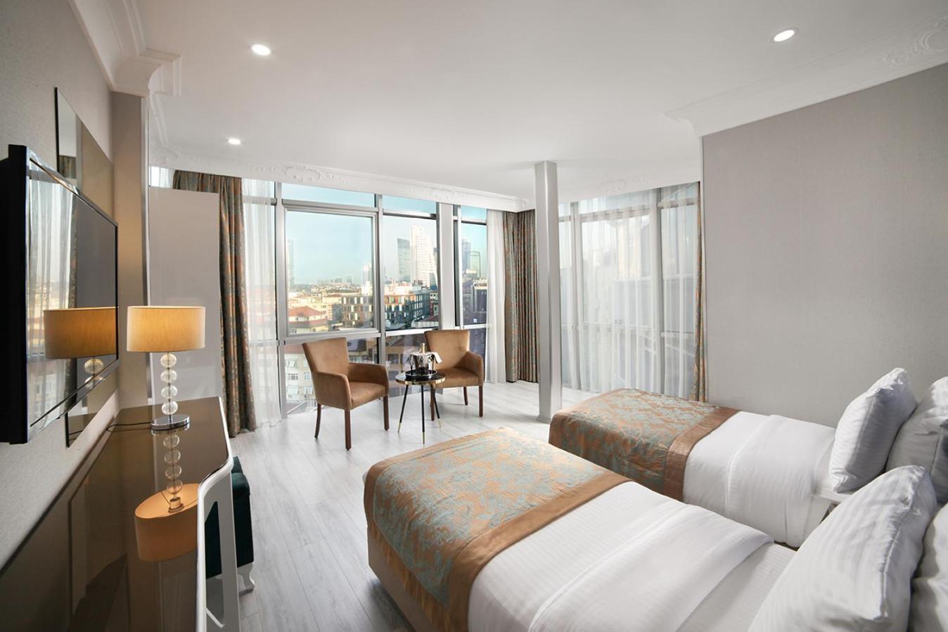 Superior King Room photo 3