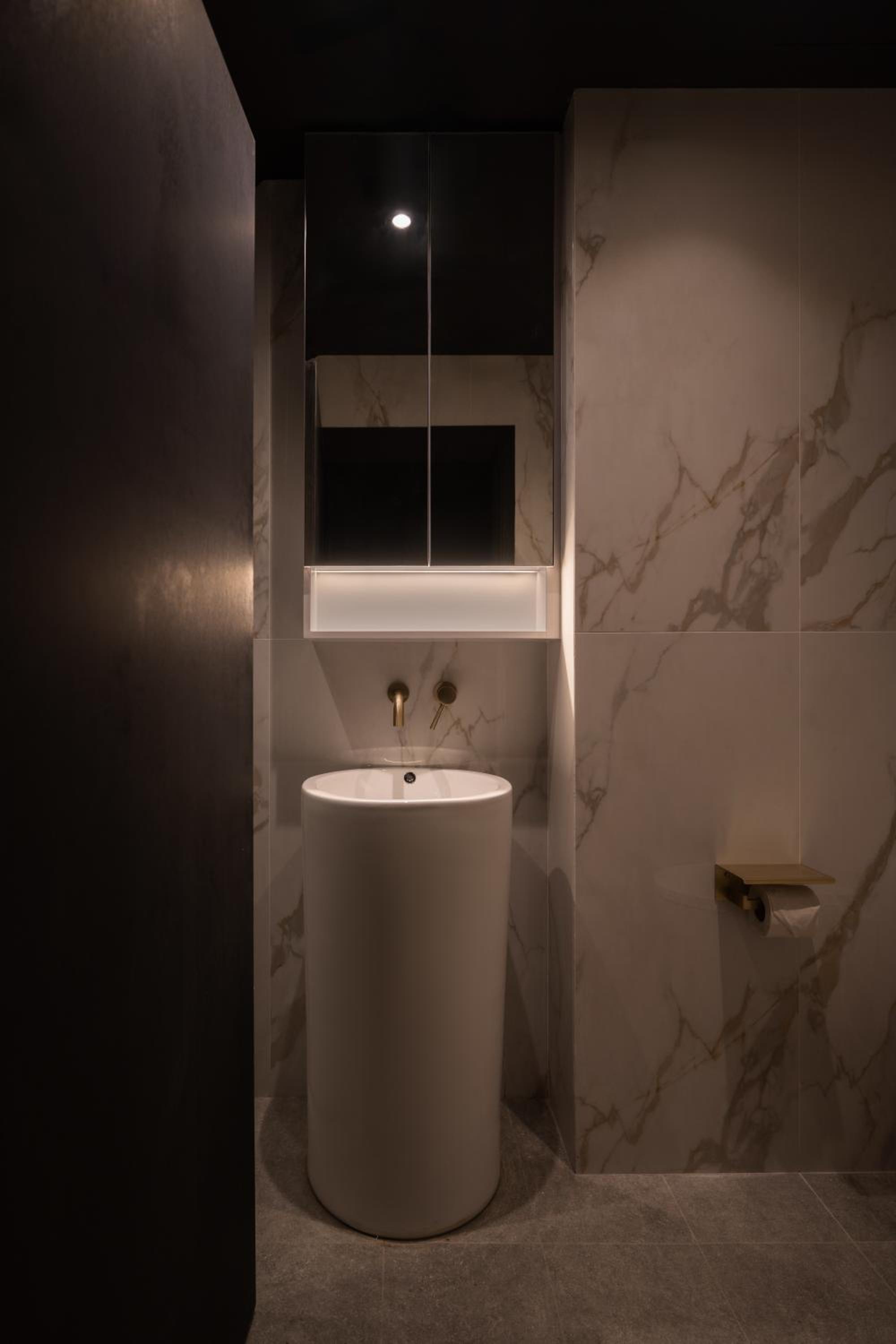 Female Private Room with 4 single capsules (Shared Bathroom)  photo 2