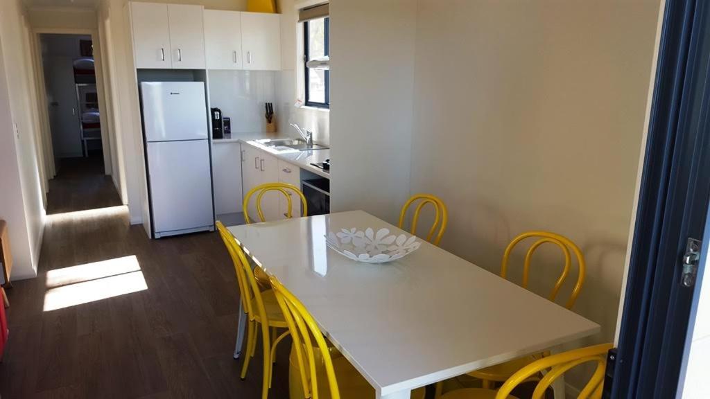 Three-Bedroom Riverfront Villa - No Pets photo 3