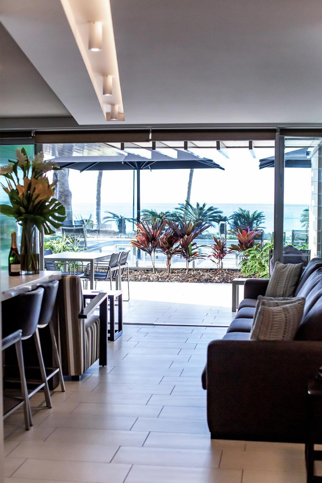 One Bedroom Beachfront Apartment photo 3