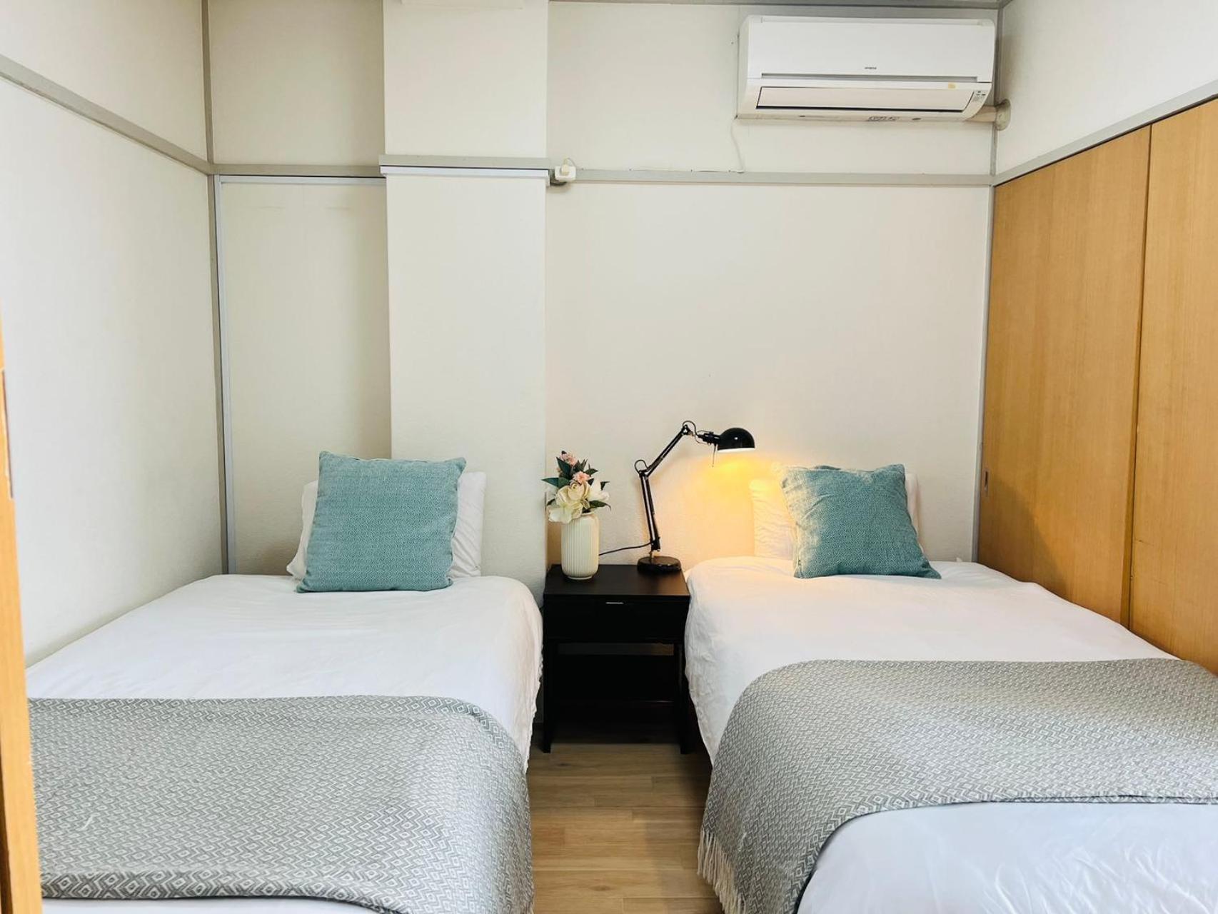 Two-Bedroom Apartment with Balcony photo 2