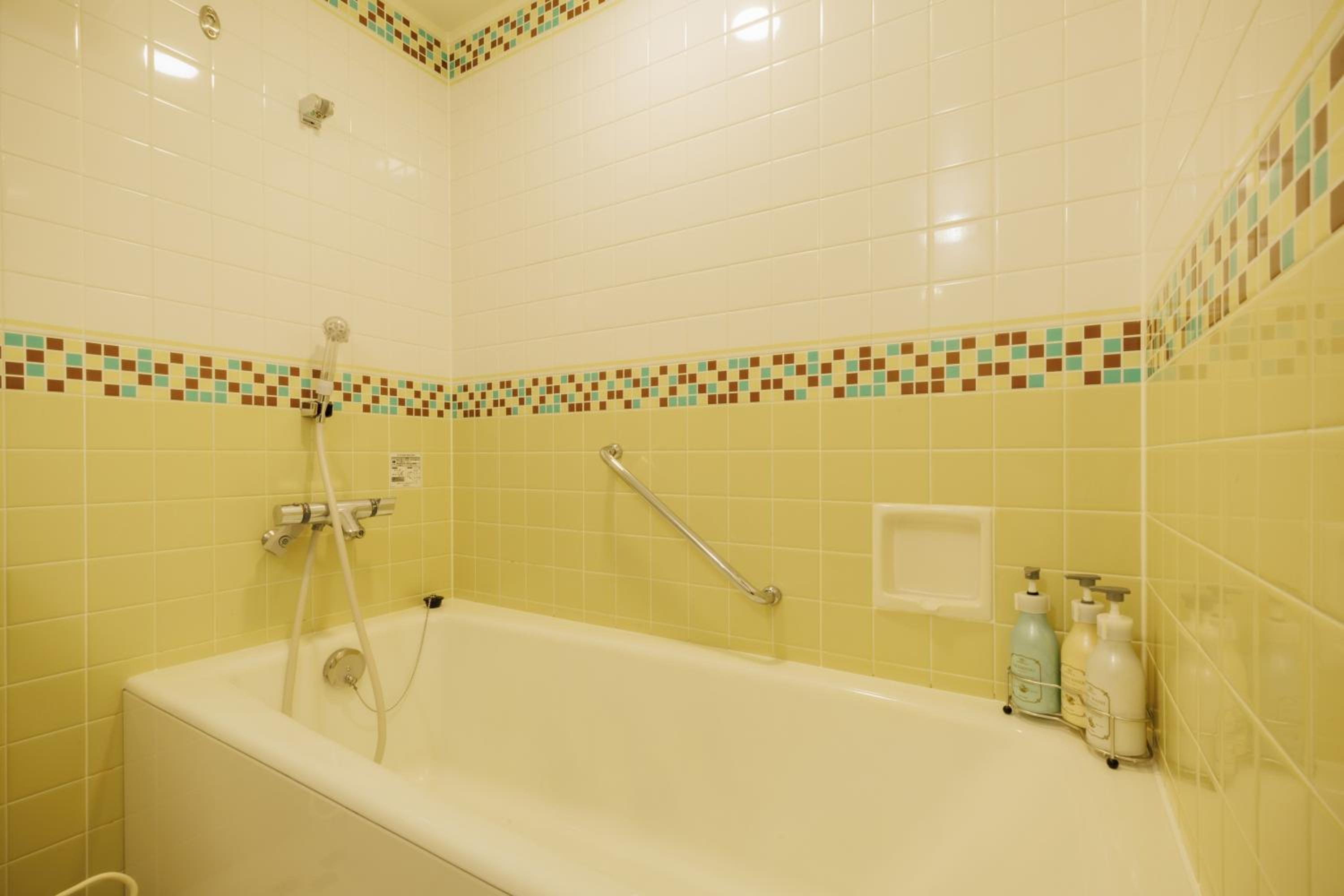Triple Room - Non-Smoking - Photo 8
