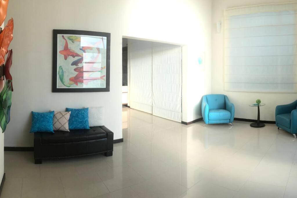 Four-Bedroom House photo 1