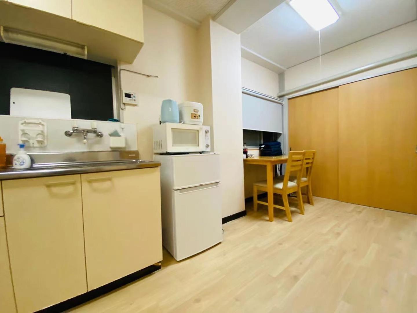 Two-Bedroom Apartment with Balcony photo 2