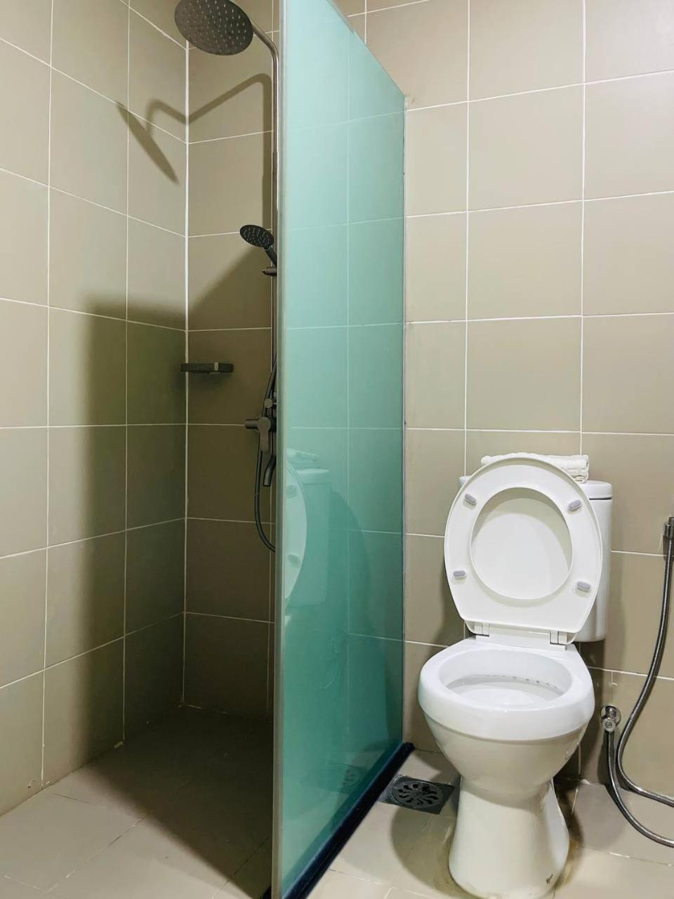 Standard Twin Room - No Window