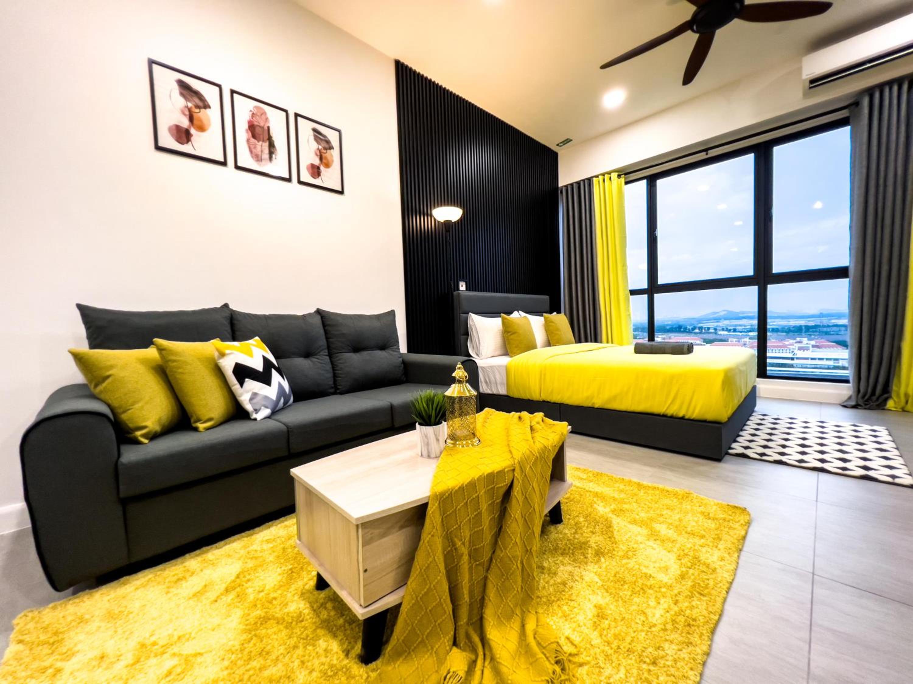 One-Bedroom Apartment