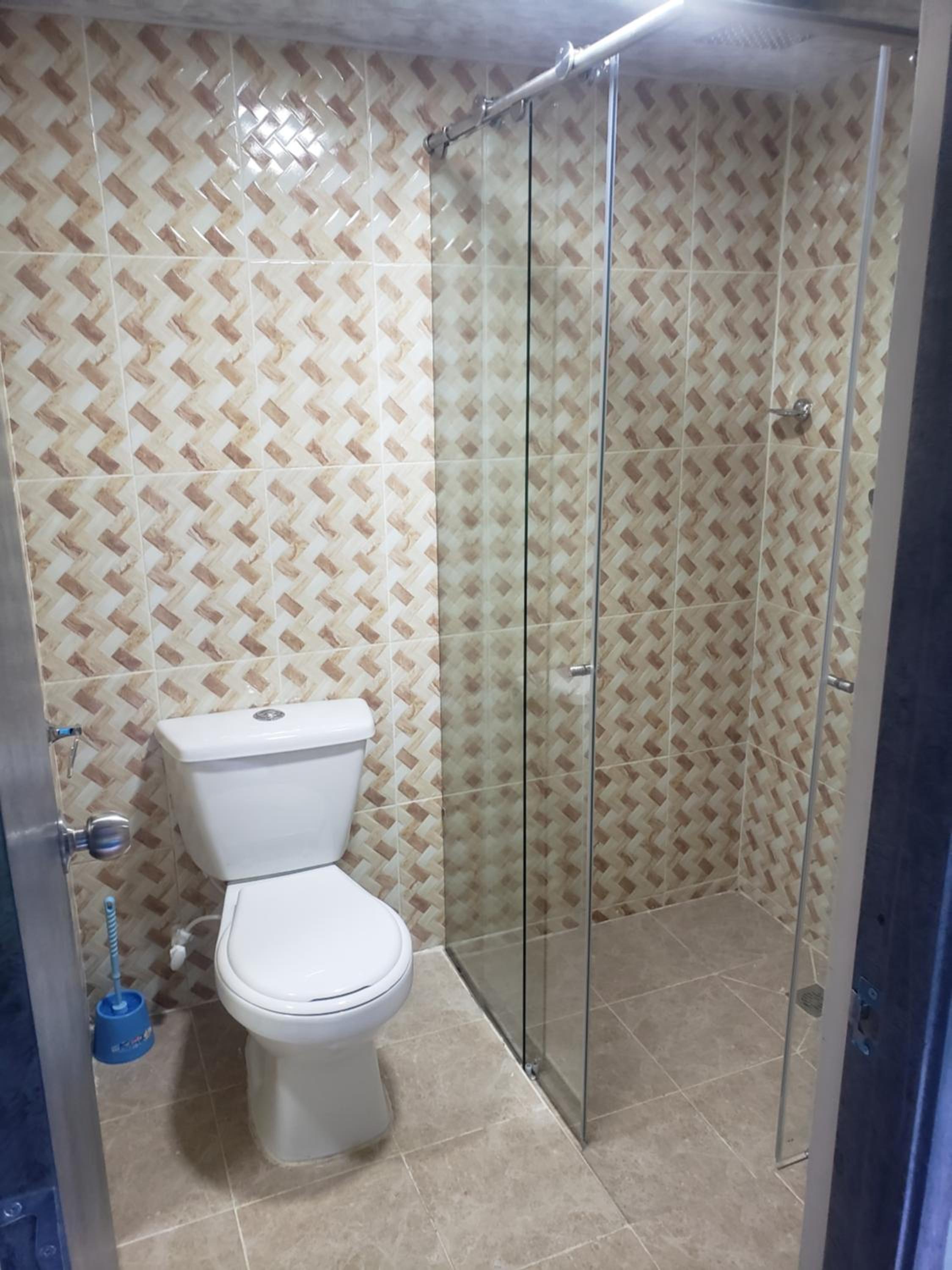 Twin Room With Private Bathroom photo 2