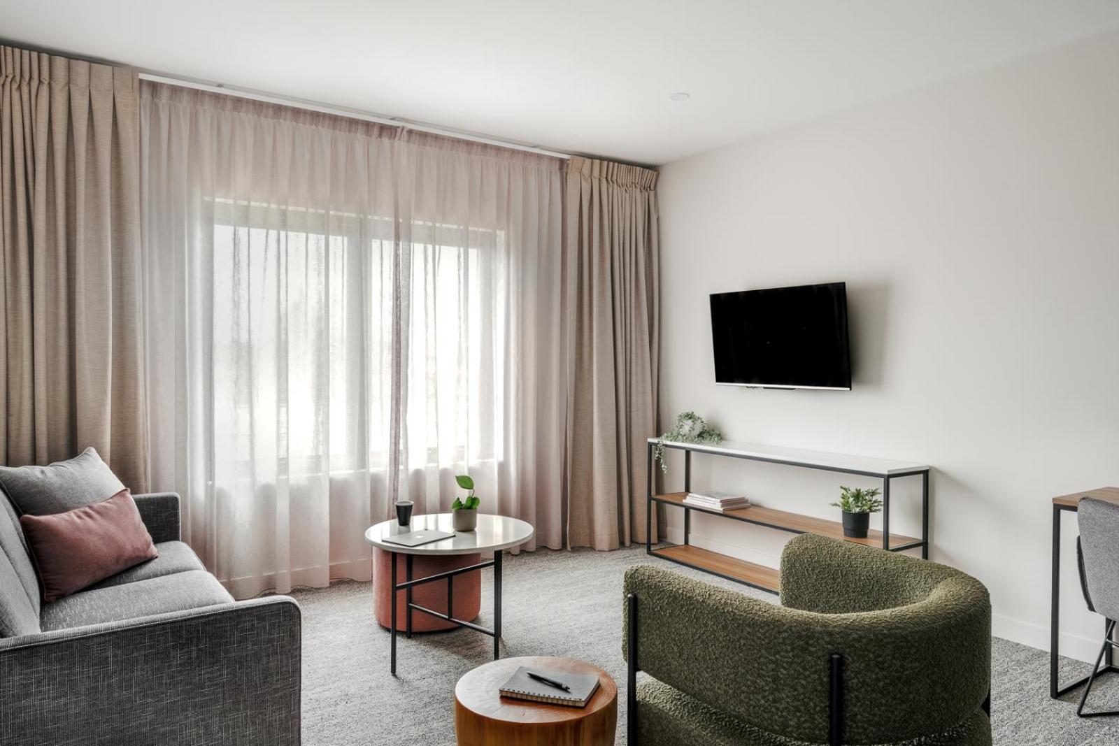 One-Bedroom Apartment - Photo 14