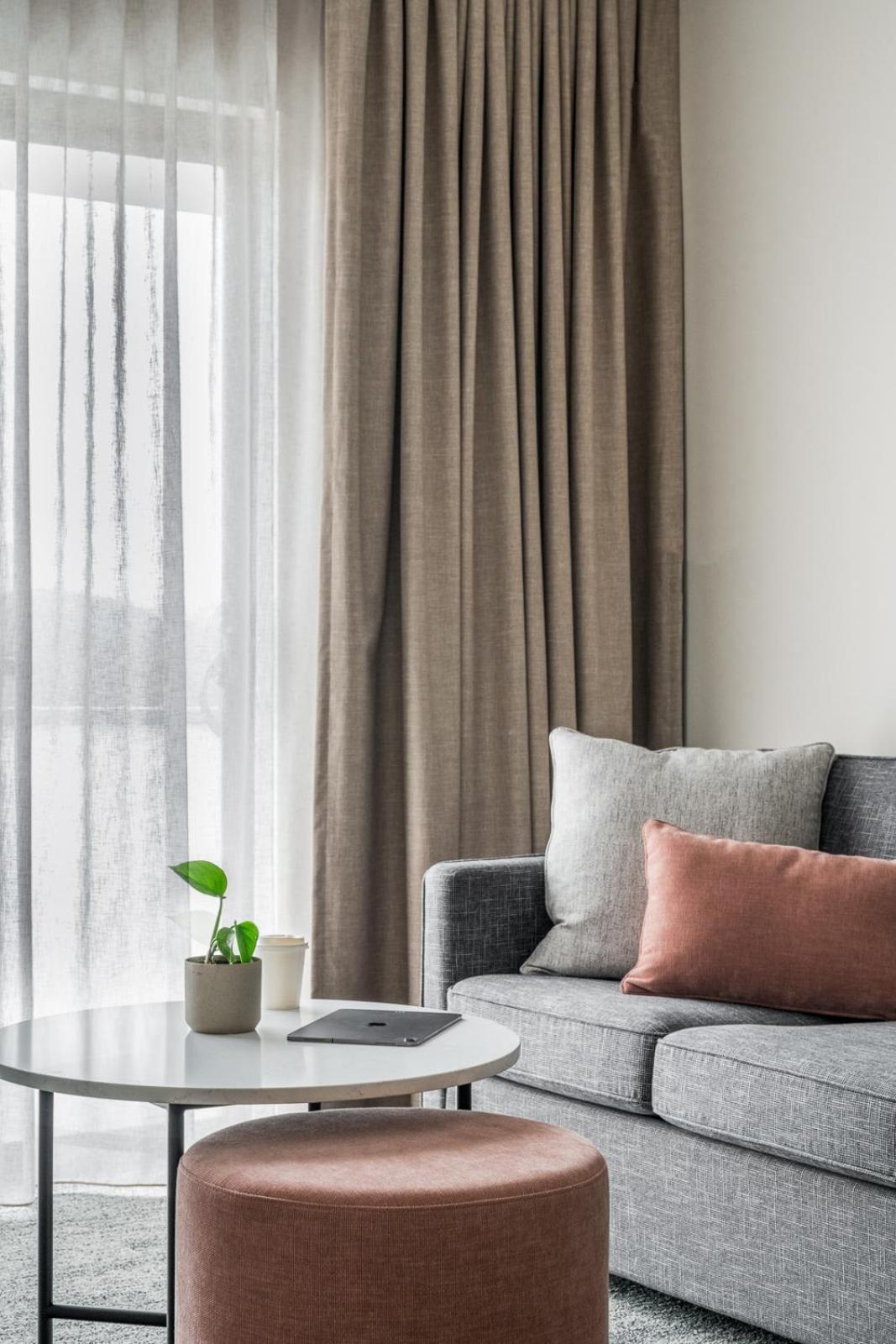 One-Bedroom Apartment - Photo 3