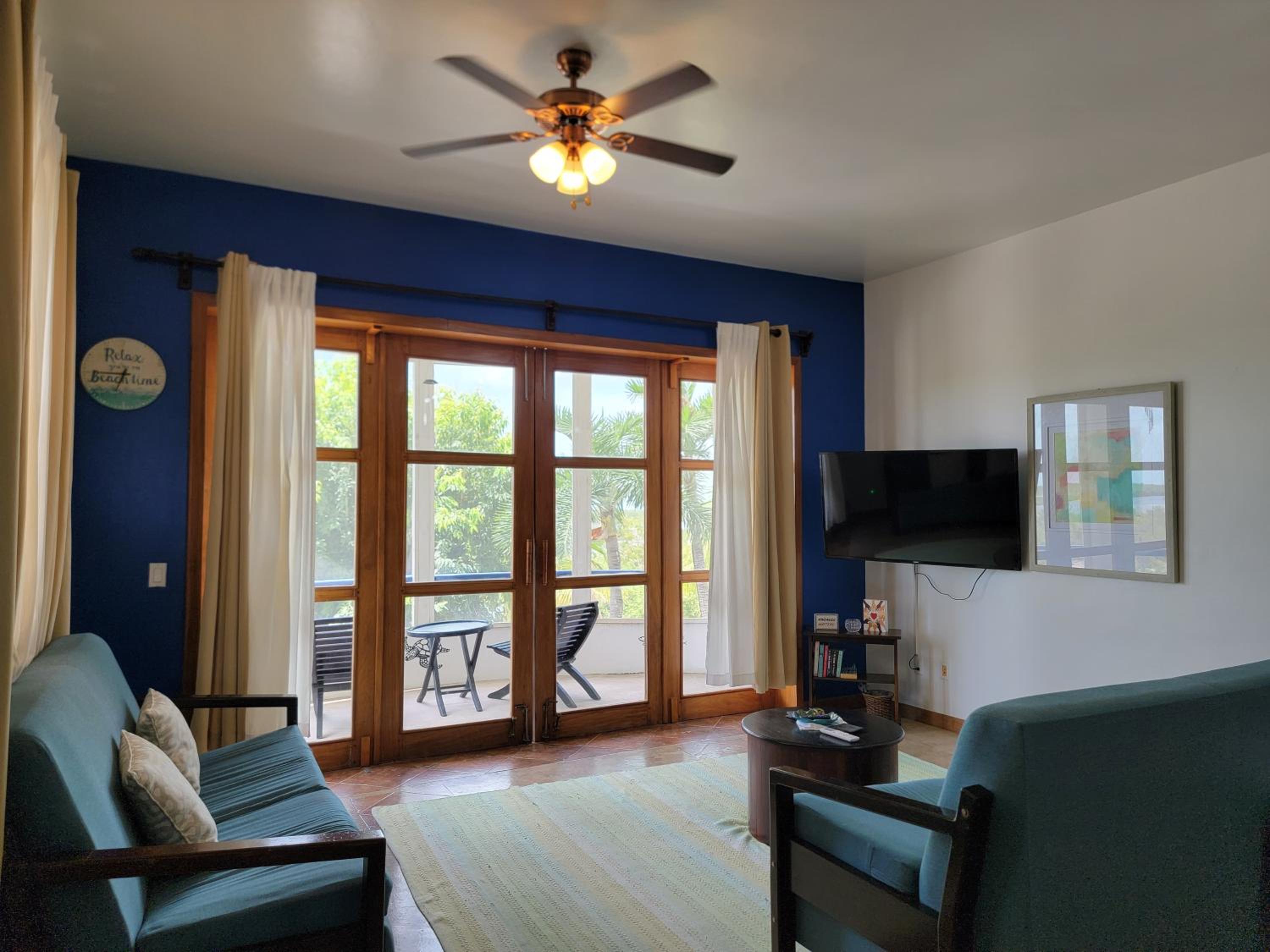 Suite with Lake View photo 1