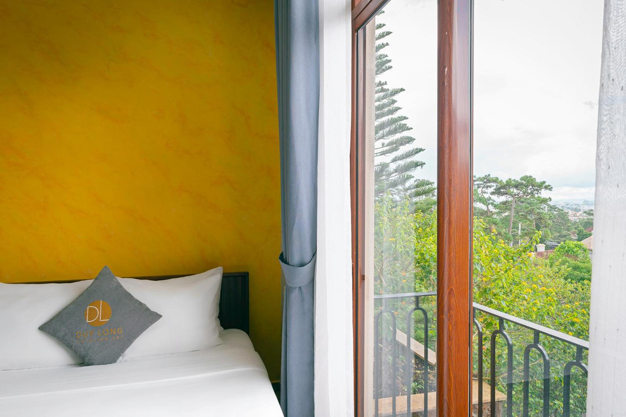 Triple Room with Balcony - Photo 9