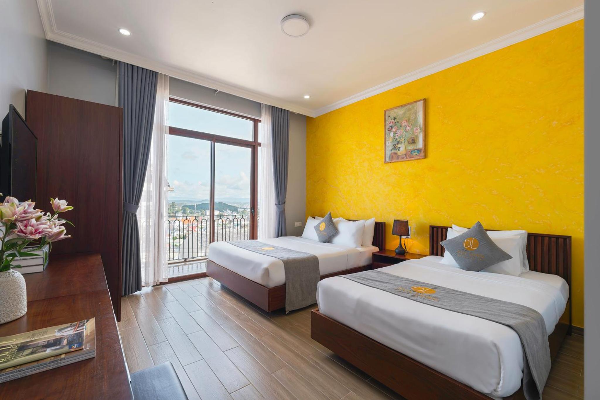 Triple Room with Balcony - Photo 7