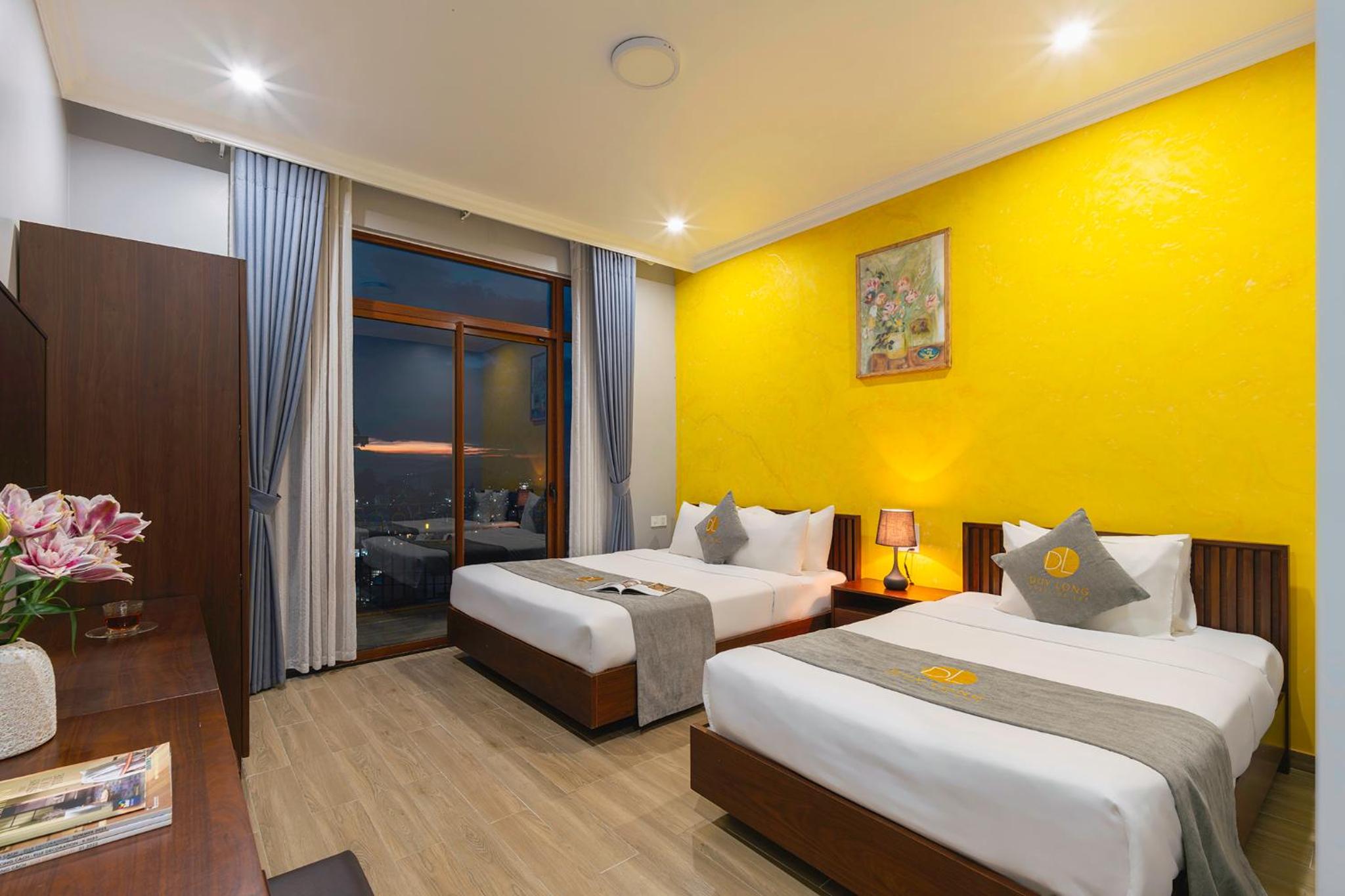 Triple Room with Balcony - Photo 5