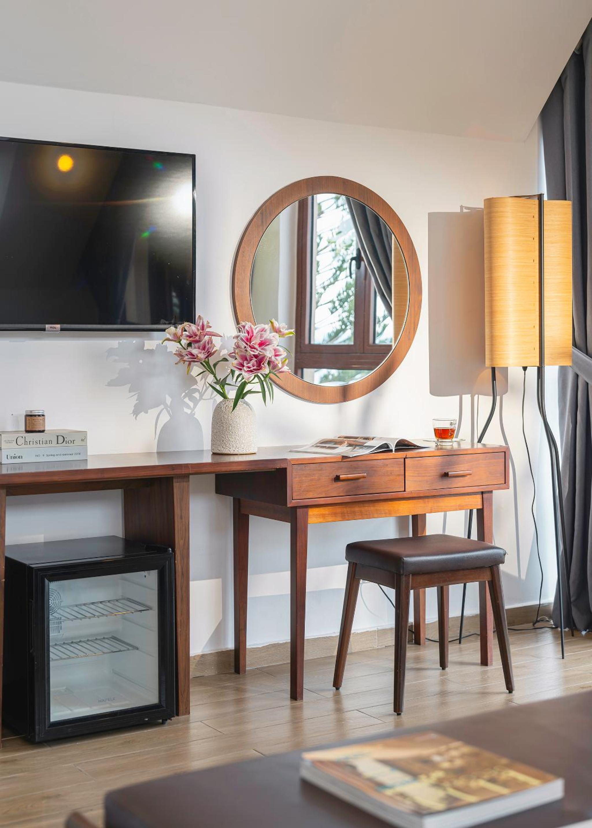 Suite with Spa Bath - Photo 6