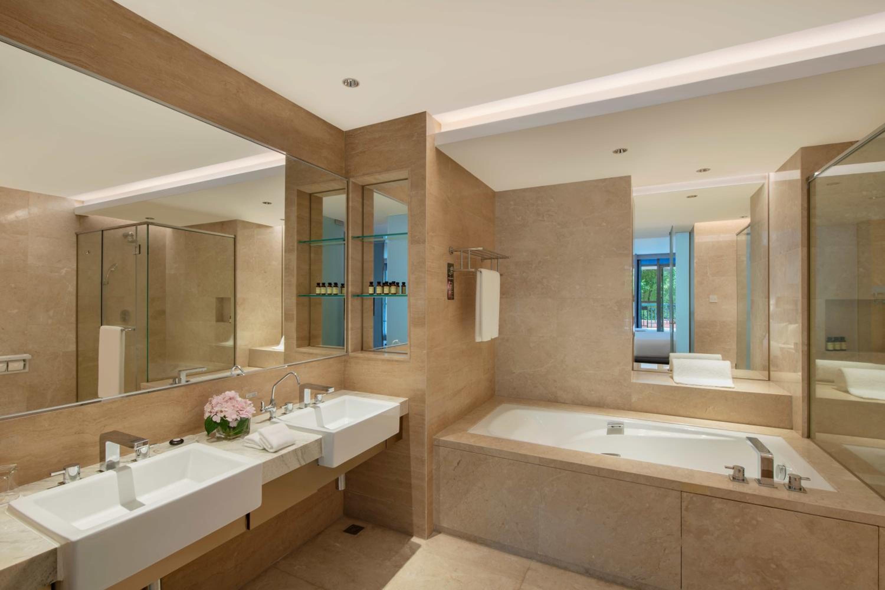 Executive Suite photo 3
