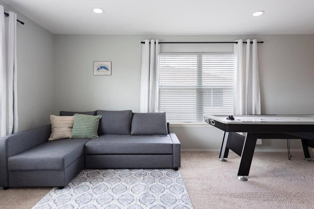 Four-Bedroom House photo 1