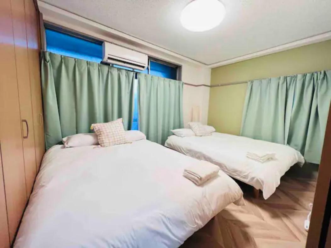 Two-Bedroom Apartment with Balcony photo 3