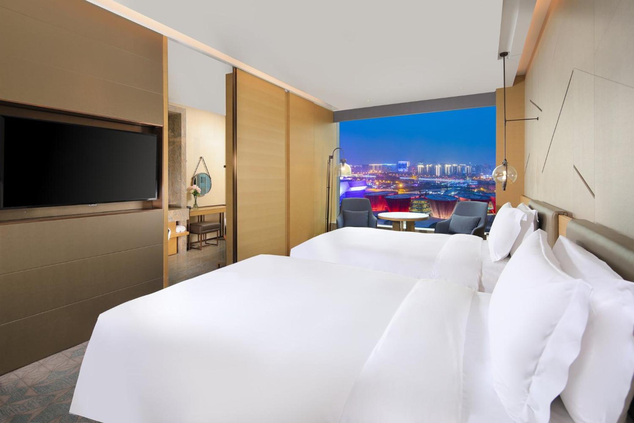 Premium Twin Room with Lounge Access and River View