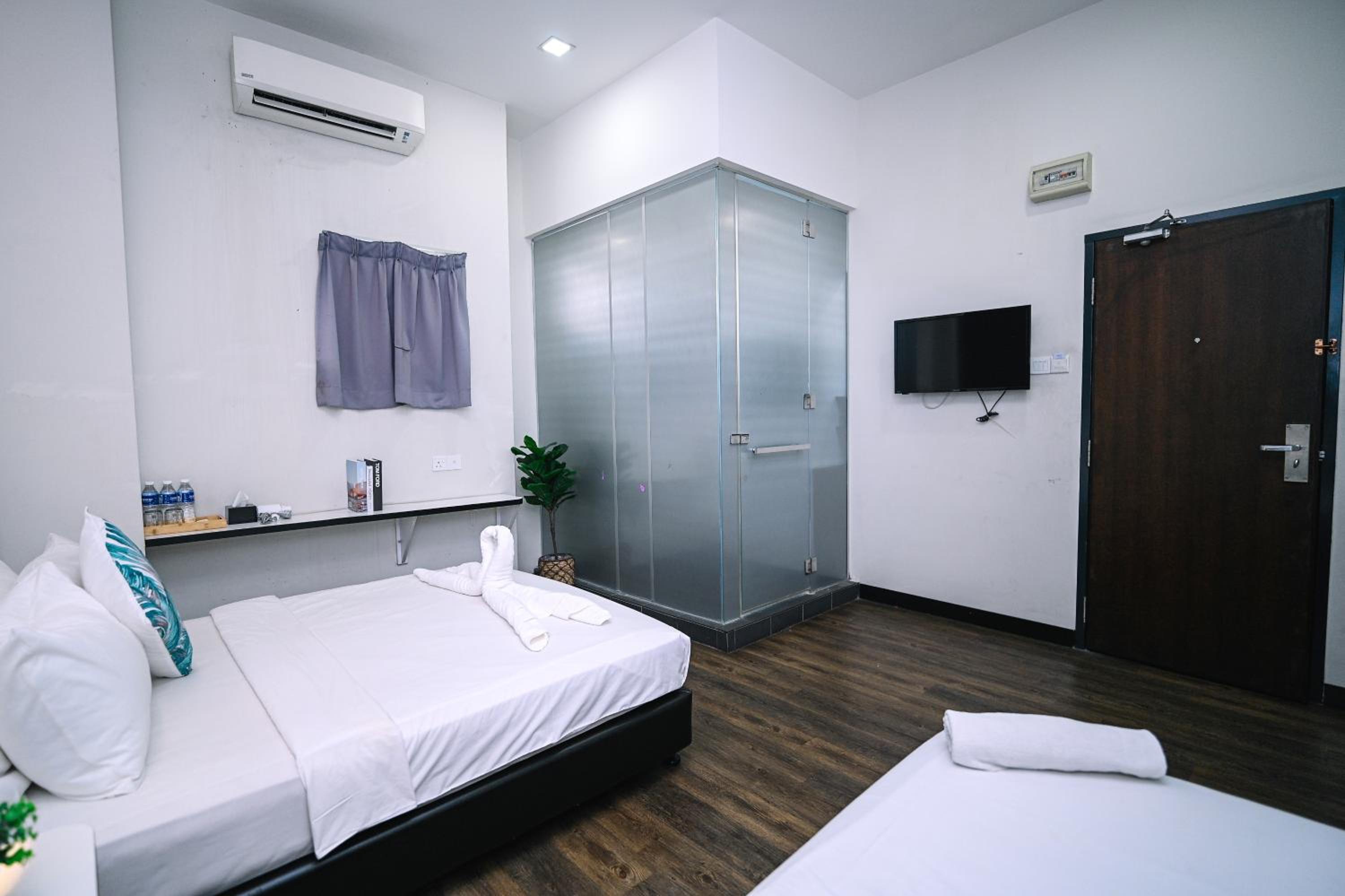 Deluxe Triple Room - Photo 4