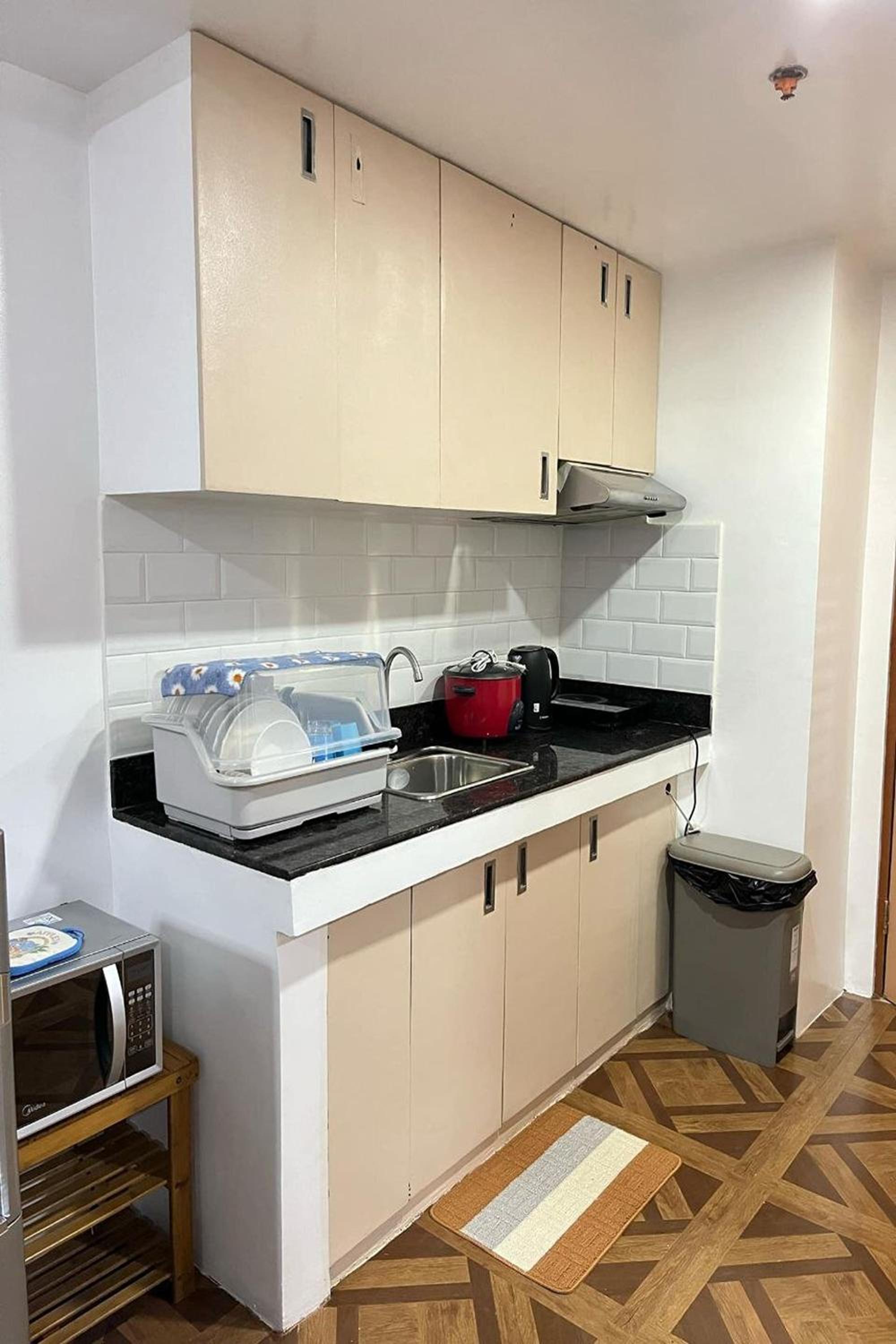 Two-Bedroom House - Photo 17